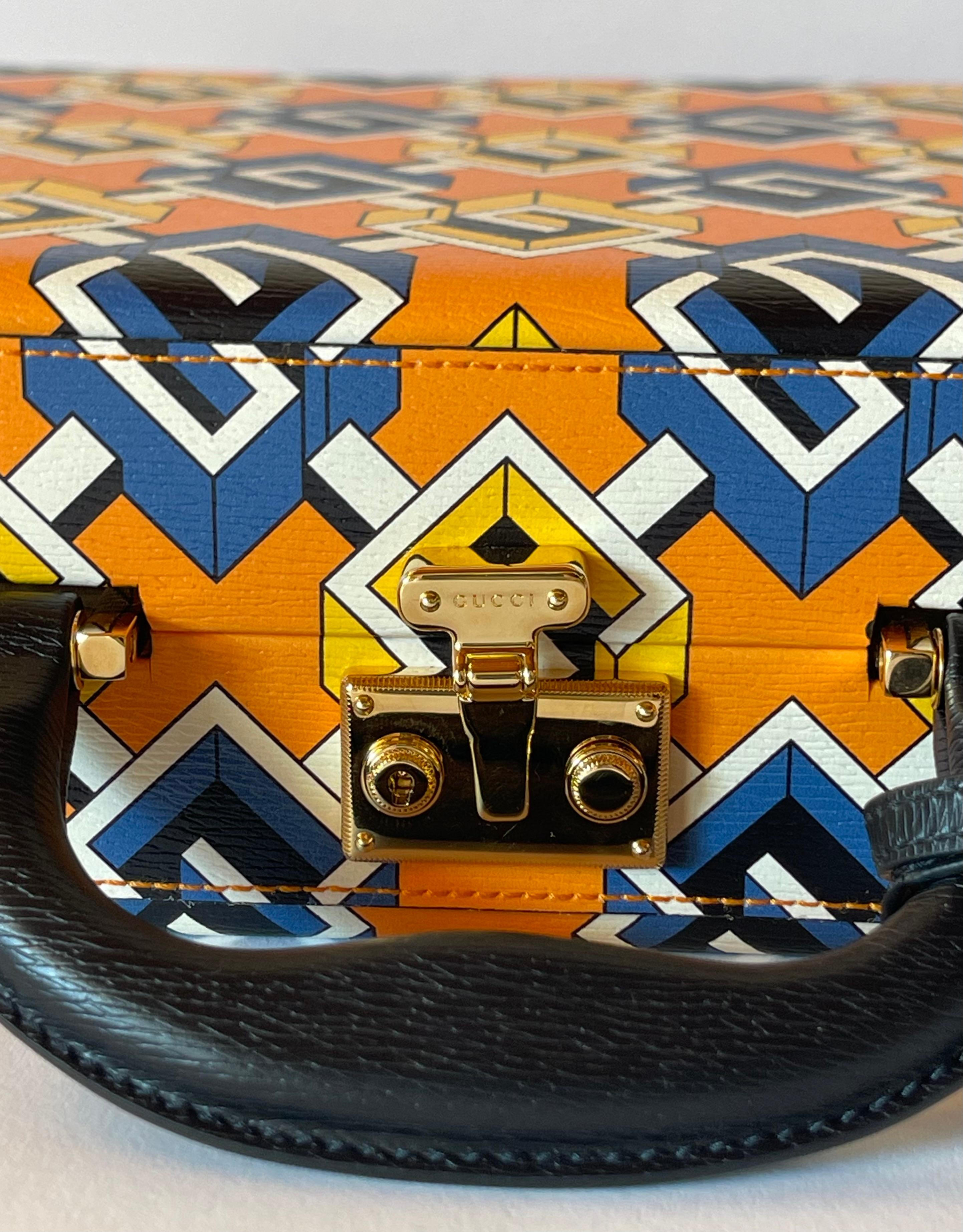GUCCI Geometric G Briefcase Poker Card Game Set For Sale 6