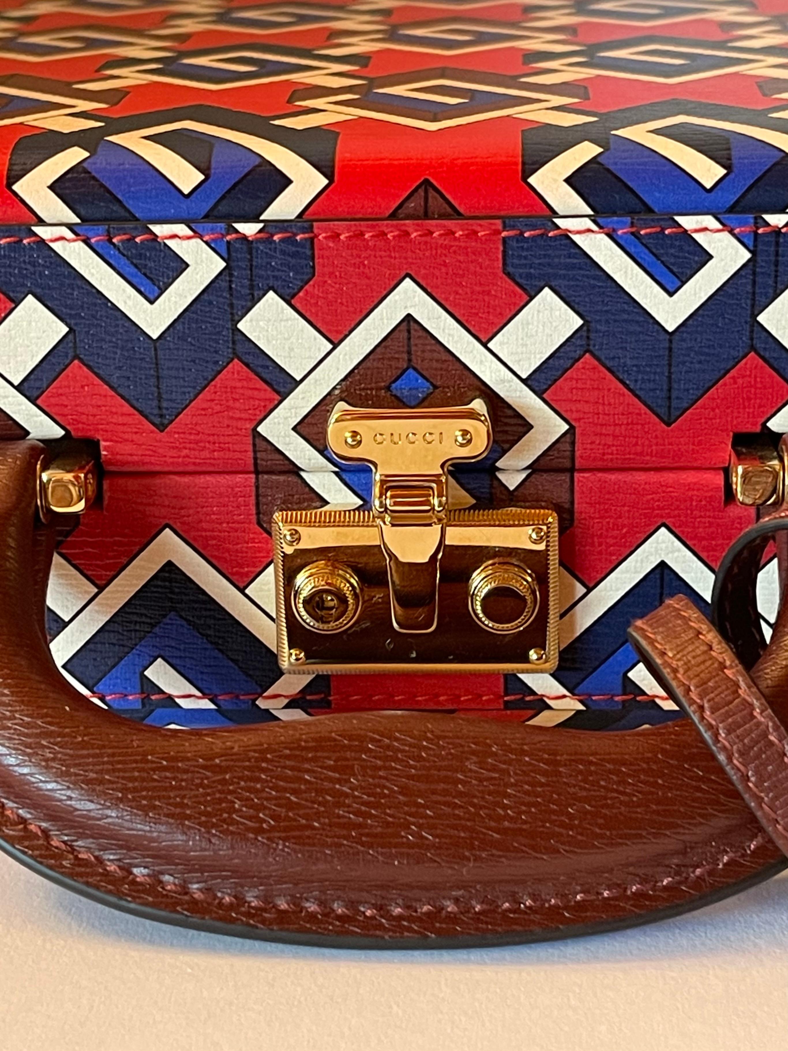 GUCCI Geometrische G Aktentasche Poker Kartenspiel Set im Angebot 9