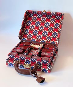 GUCCI Geometric G Briefcase Poker Card Game Set