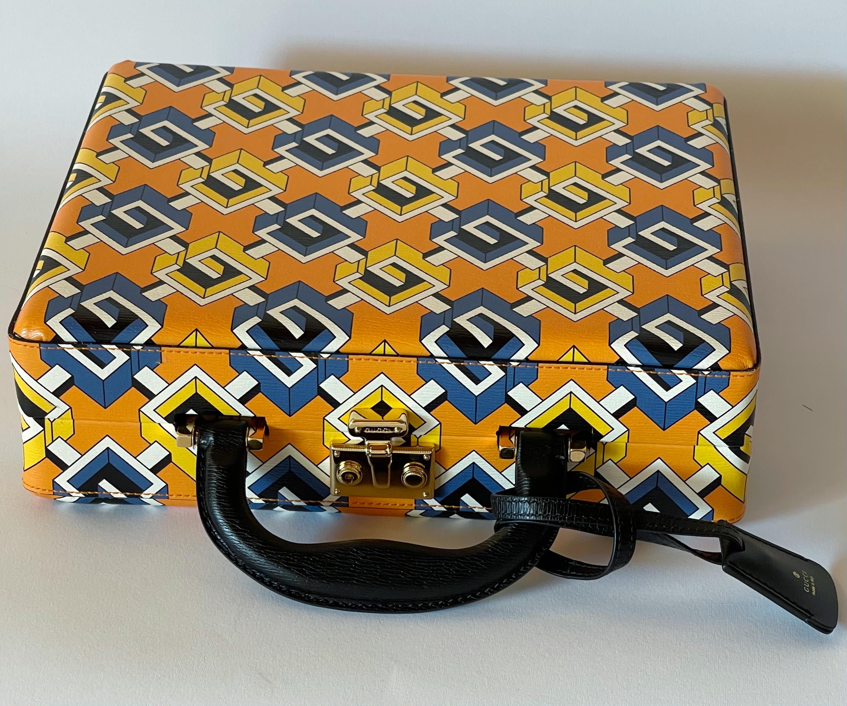 Italian GUCCI Geometric G Briefcase Poker Card Game Set For Sale