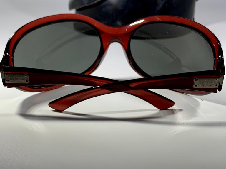 Gucci GG 1488/S Sunglasses – Vintage Burgundy/Red Gucci Gg1485|s 8U5 Burgundy Red Y2K Vintage Sunglasses  main image 3