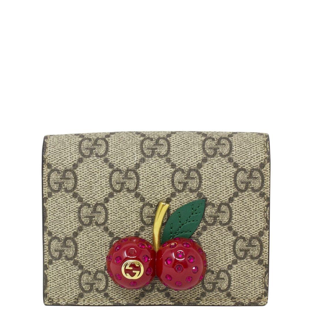 Women's or Men's Gucci GG Beige Cherry Wallet For Sale