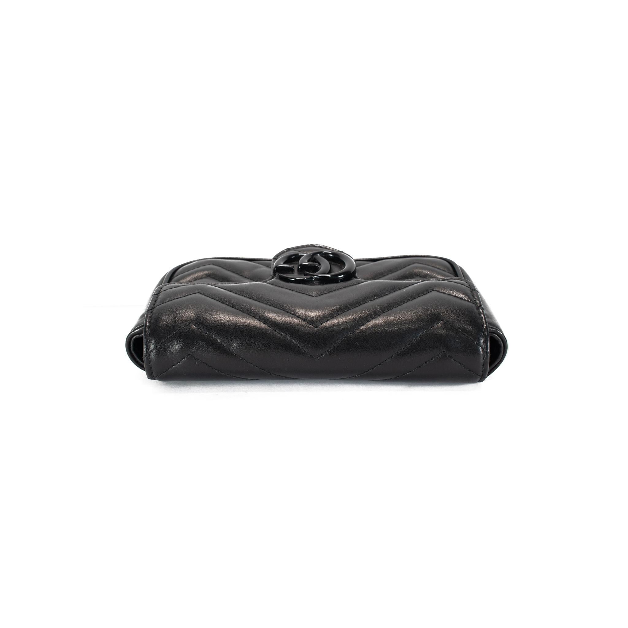 Gucci GG Cintura a catena in pelle di vitello nera matelasse monocromatica Marmont in vendita 2