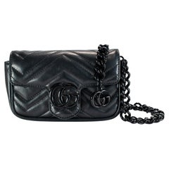 Gucci Gg Black Calfskin Matelasse Monochrome Marmont Chain Belt Bag