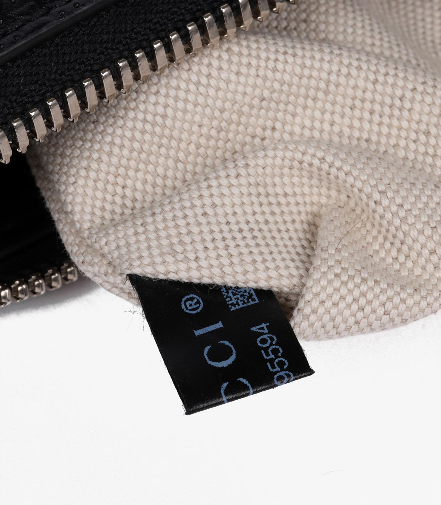 Gucci GG Black Embossed Leather Medium Messenger Bag For Sale 6