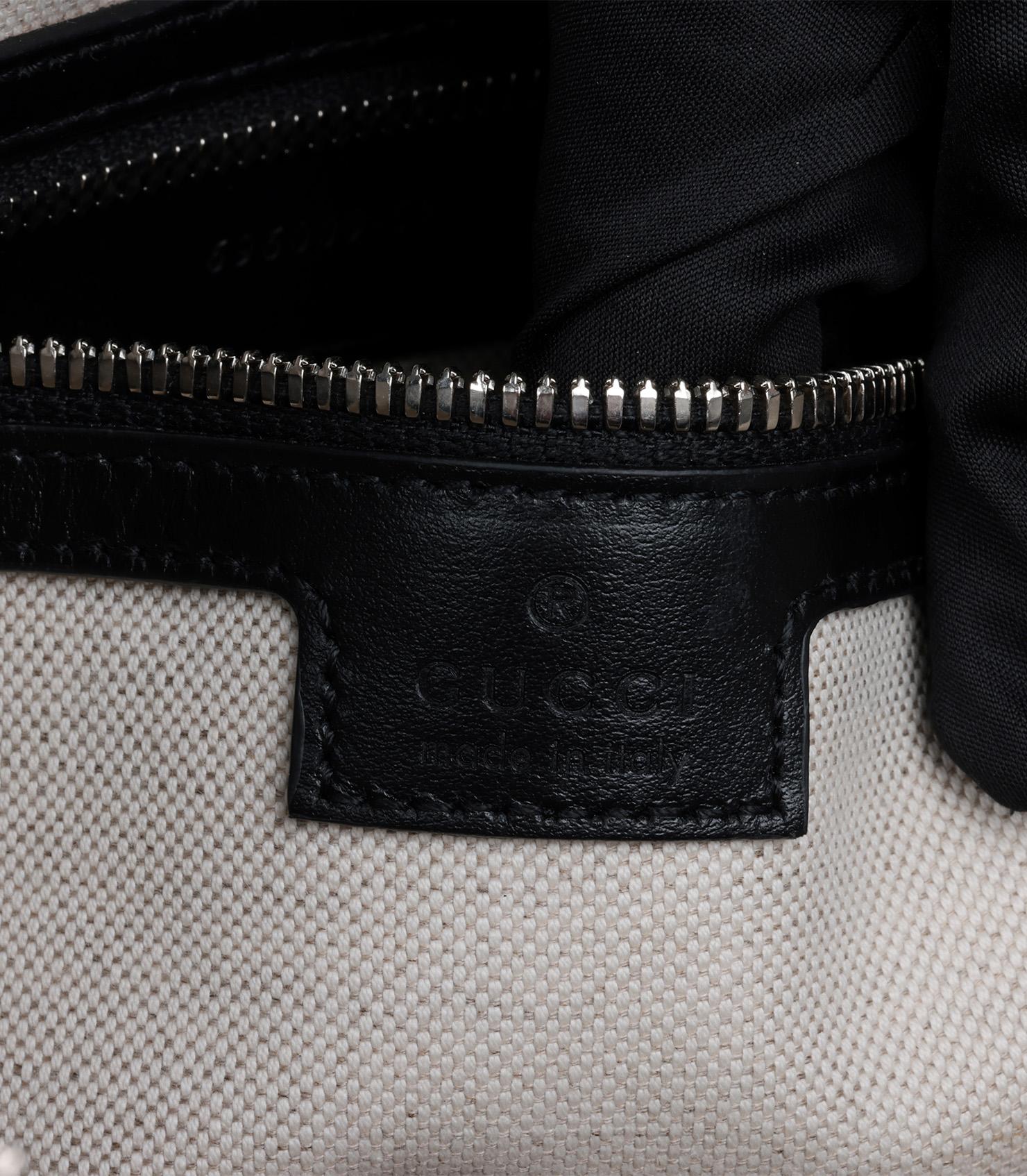 Gucci GG Black Embossed Leather Medium Messenger Bag For Sale 5