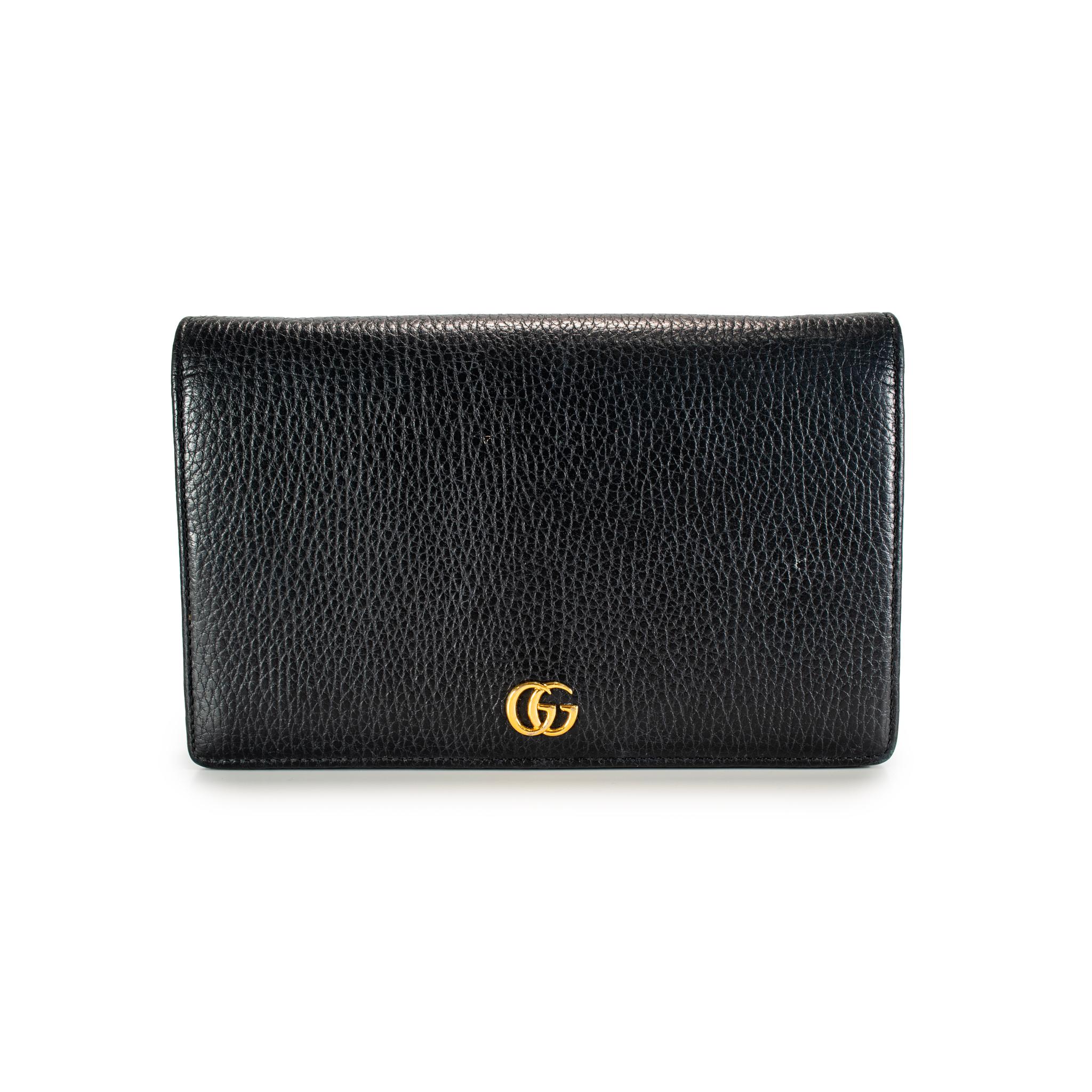 Brand: Gucci 

Gender: Ladies

Height: 5.00 inches

Width: 8.00 inches

Depth: 1.50 inches

Weight: 425.00 grams

Gucci GG Black Textured Leather Marmont Wallet On Chain Crossbody Bag. Engraved with 