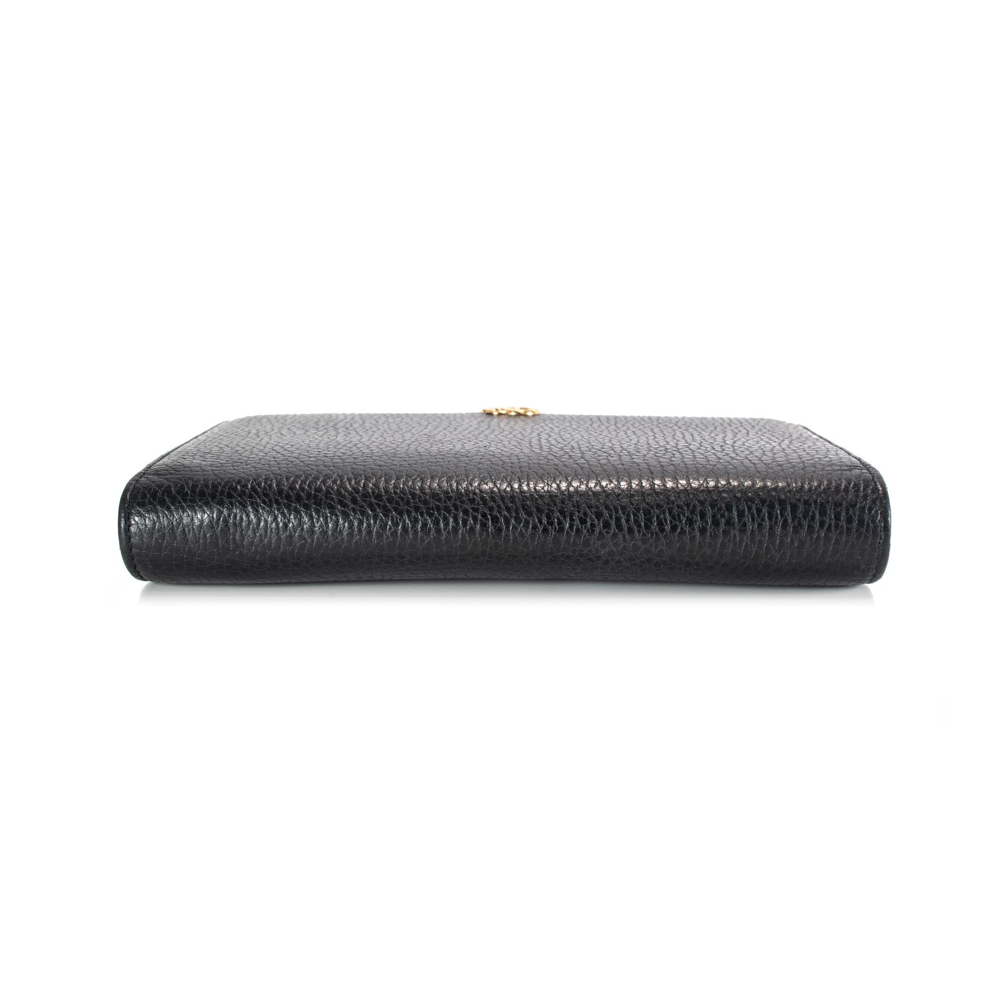 Gucci Gg Black Textured Leather Marmont Wallet on Chain Crossbody Bag en vente 1
