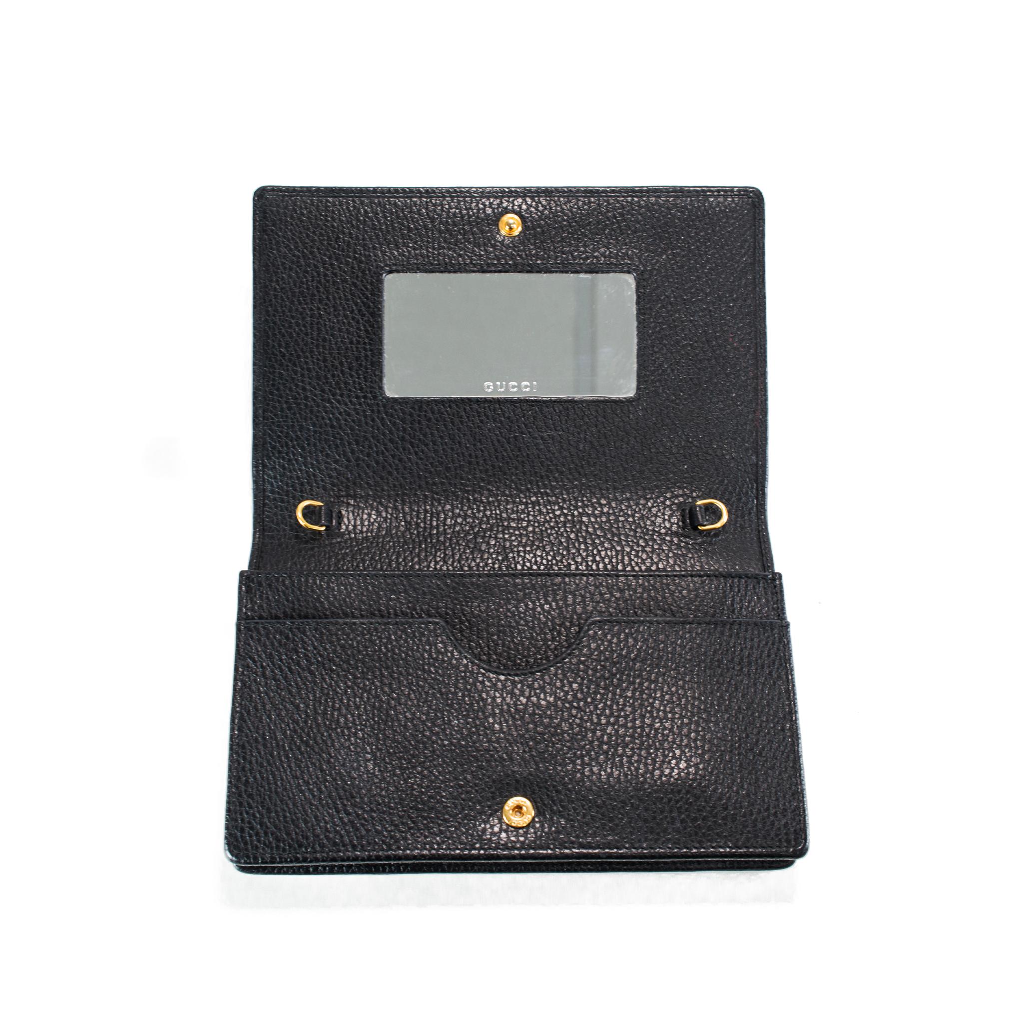 Gucci Gg Black Textured Leather Marmont Wallet on Chain Crossbody Bag en vente 4