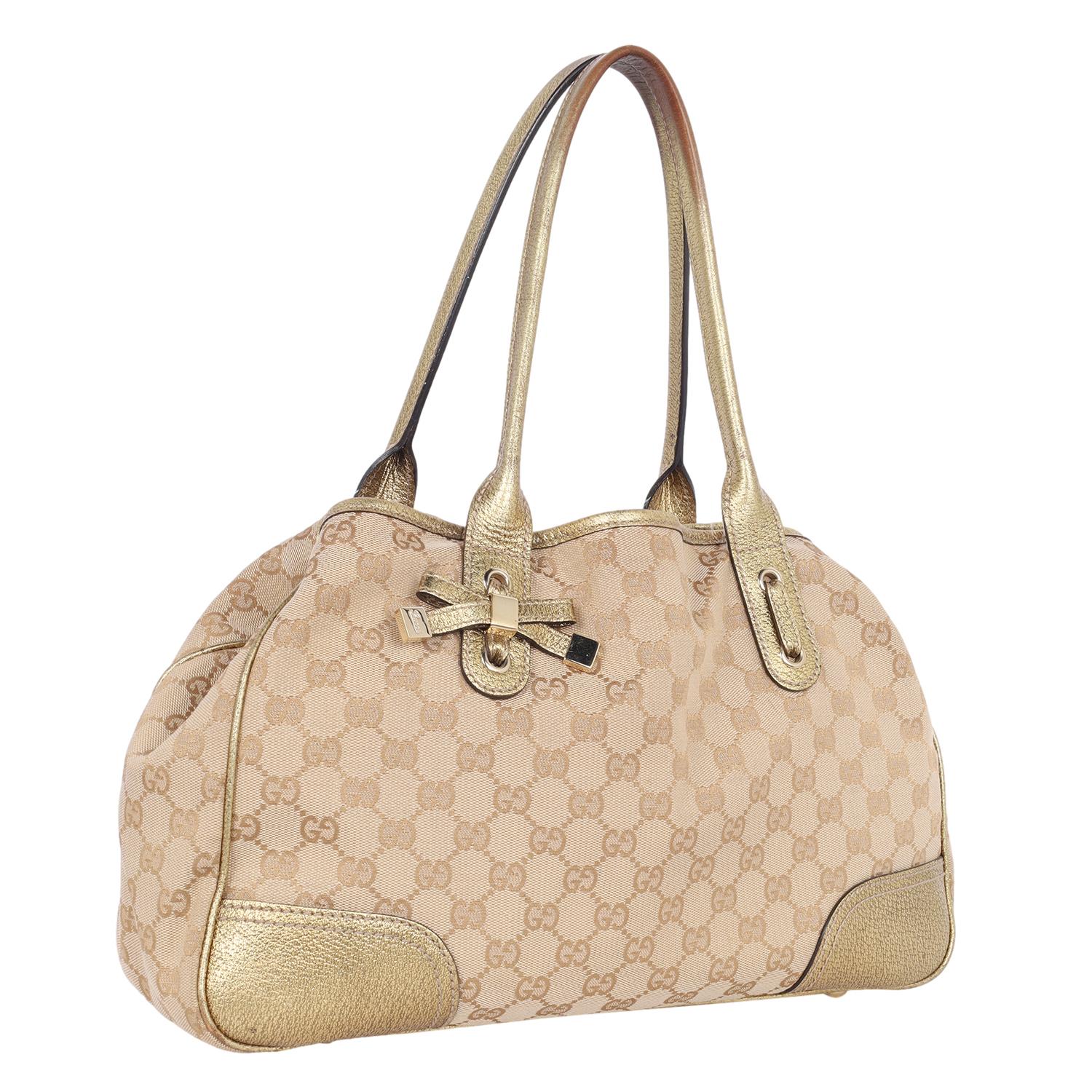 Gucci GG Canvas Princy Shoulder Bag Gold In Fair Condition For Sale In Salt Lake Cty, UT