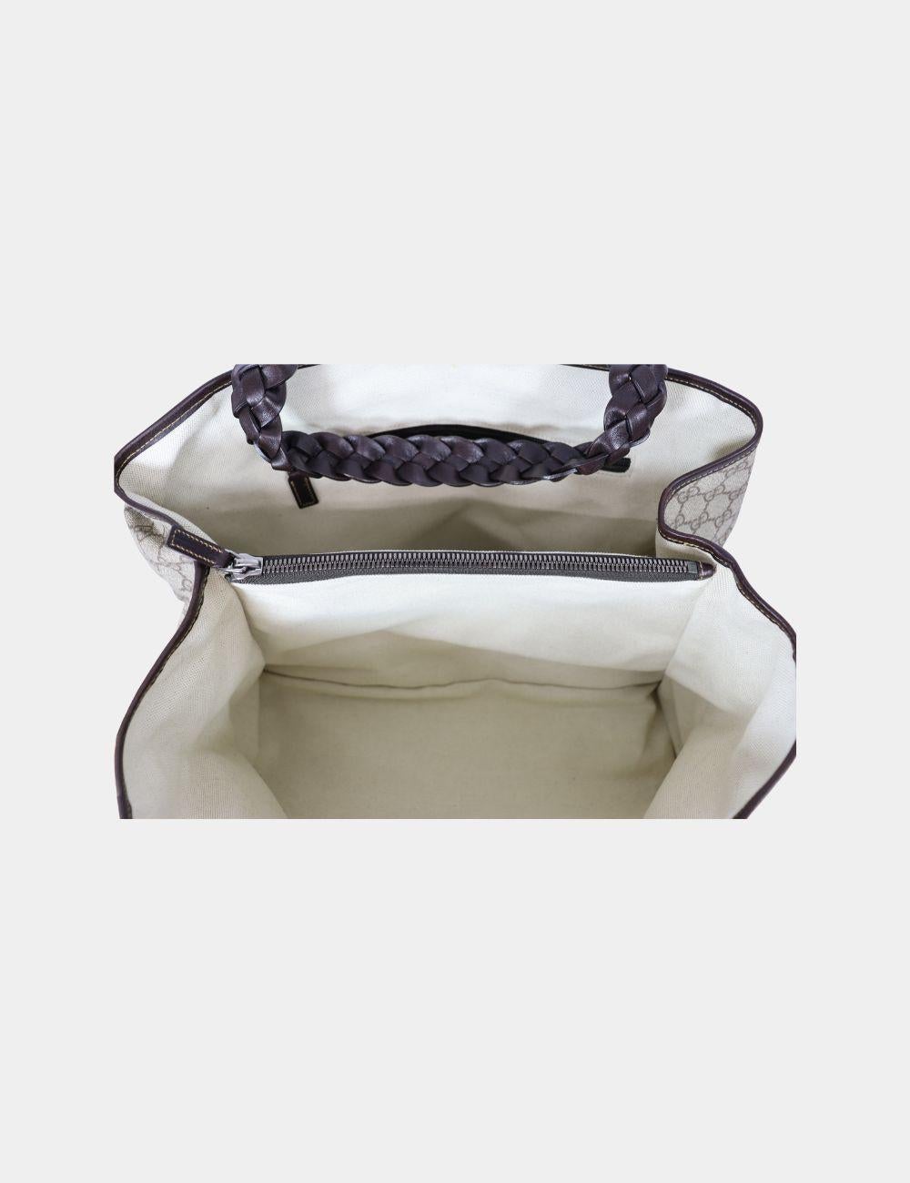 Gucci GG Canvas Supreme Tote Bag In Good Condition For Sale In Amman, JO