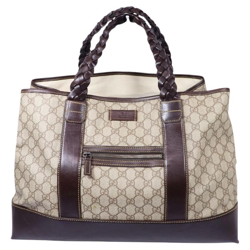 Gucci GG Canvas Supreme Tote Bag For Sale