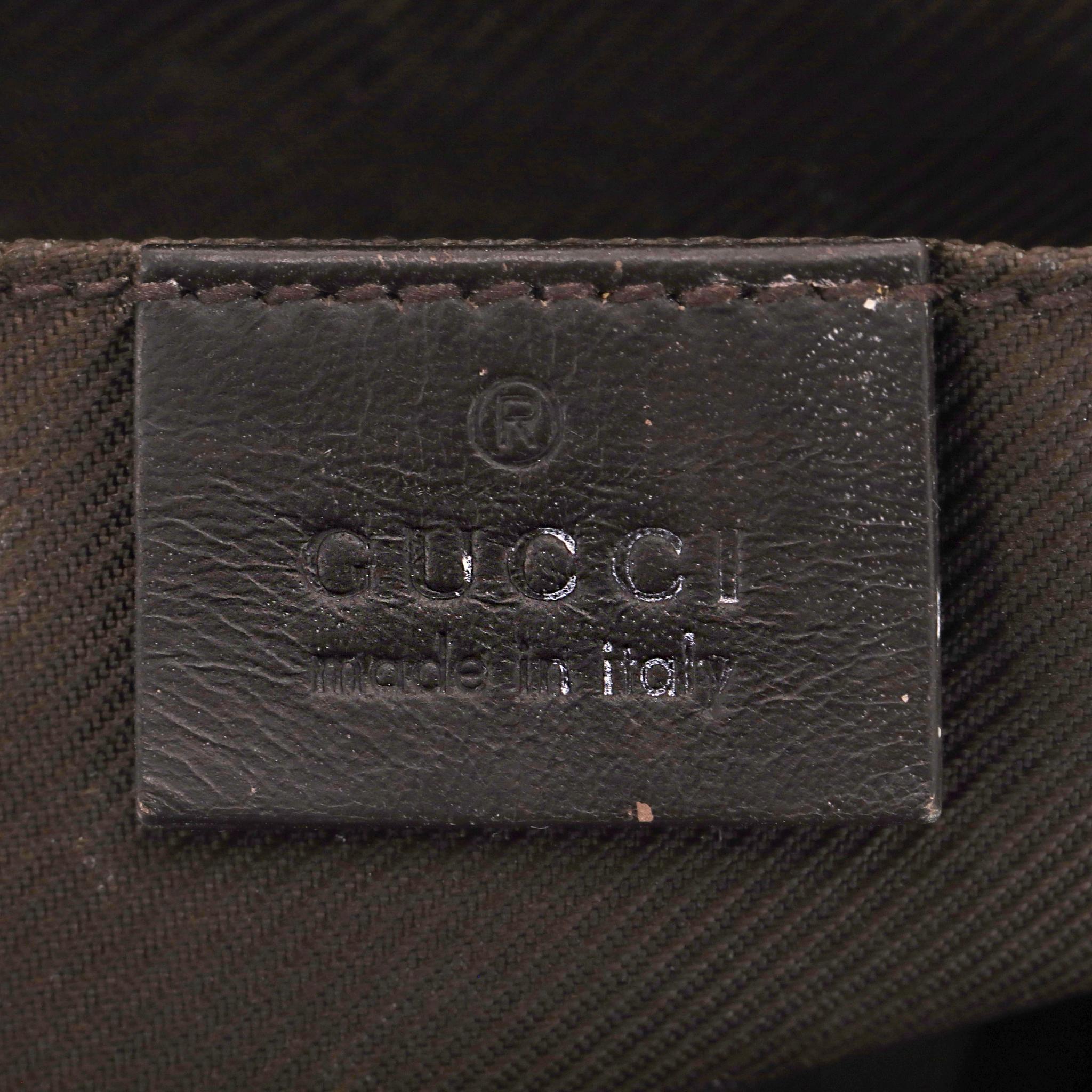 GG Canvas Web Stripe Cosmetic Pouch/Toiletry Bag di Gucci in vendita 3