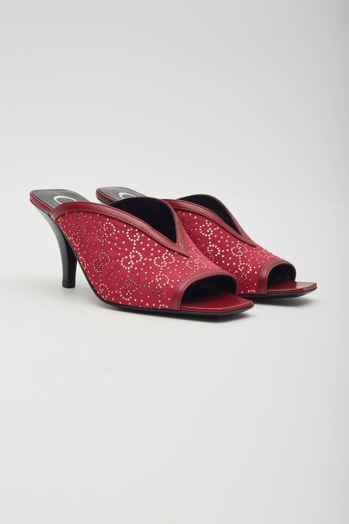 Color: red / cherry
Material: fabric with crystals
Model No. 727193
Made in Italy

EU 34.5  /  US 3.5

Heel Height: 82.5 mm / 3.25”

Comes with: dust bag and box
Condition: New
Outlet.