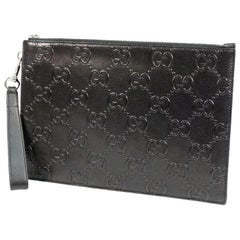 GUCCI GG embossed Mens clutch bag 625569 black