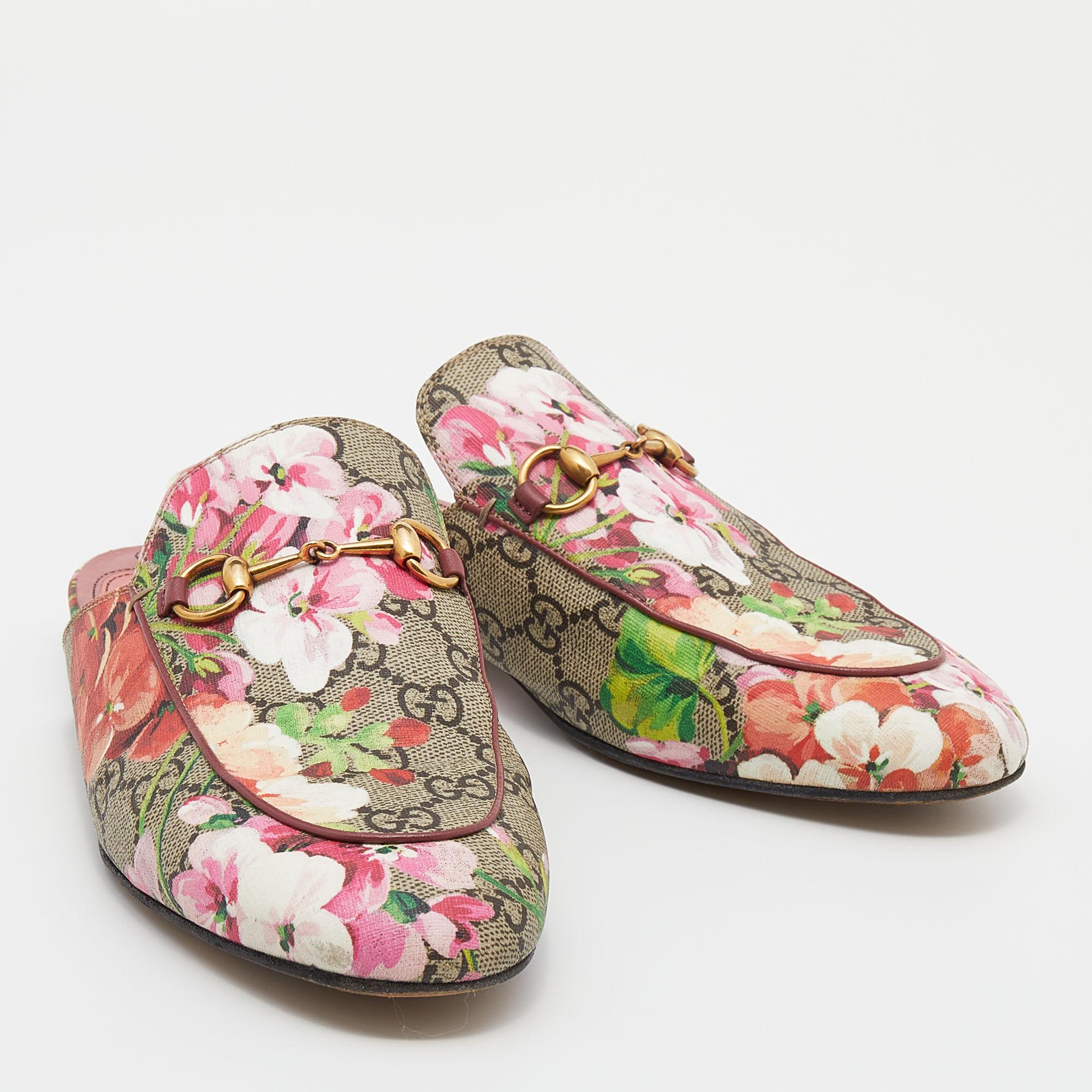 Brown Gucci GG Floral Print Canvas Princetown Horsebit Mule Sandals Size 39.5