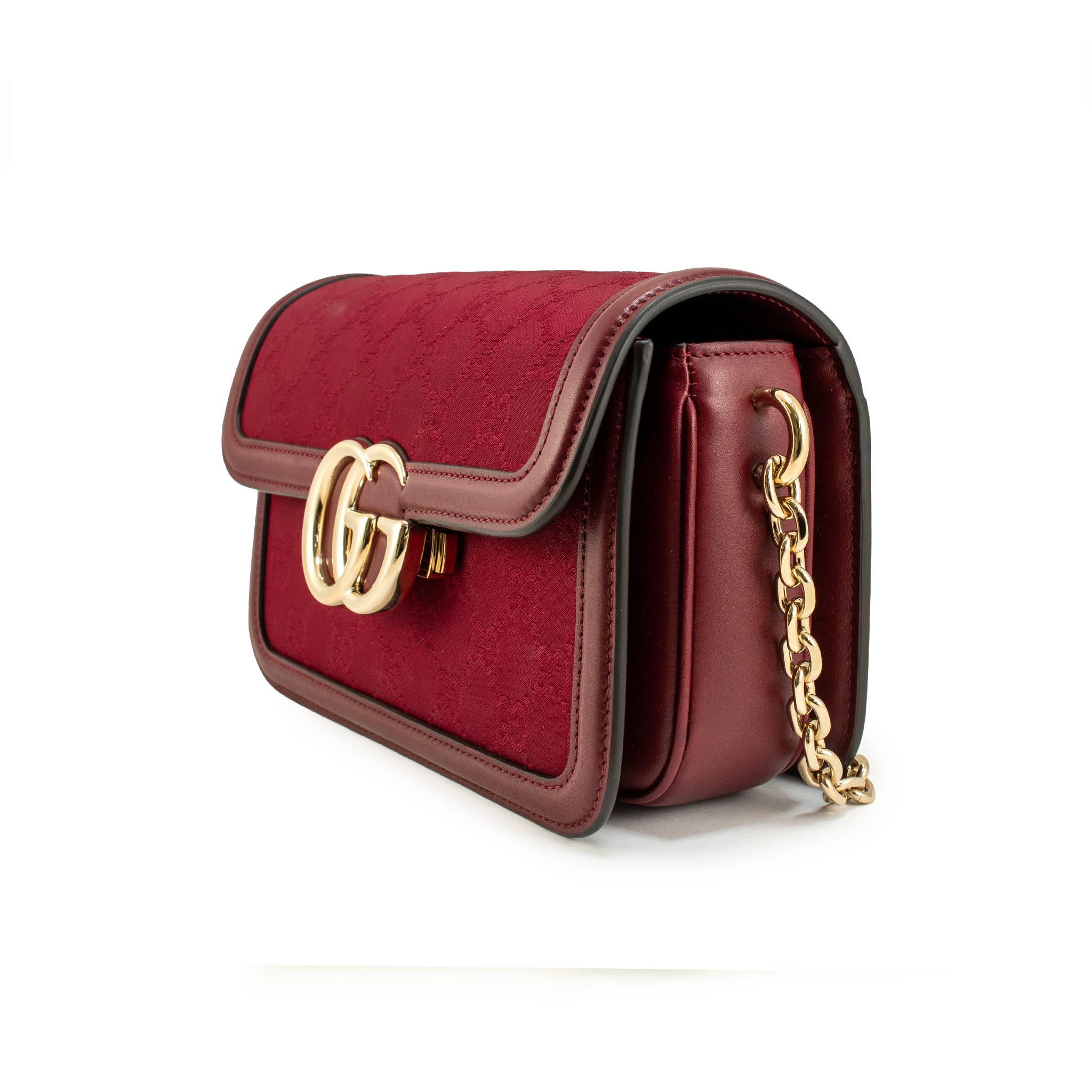 Gucci GG GO Small Bordeaux Gold Hardware Shoulder Bag en vente 6