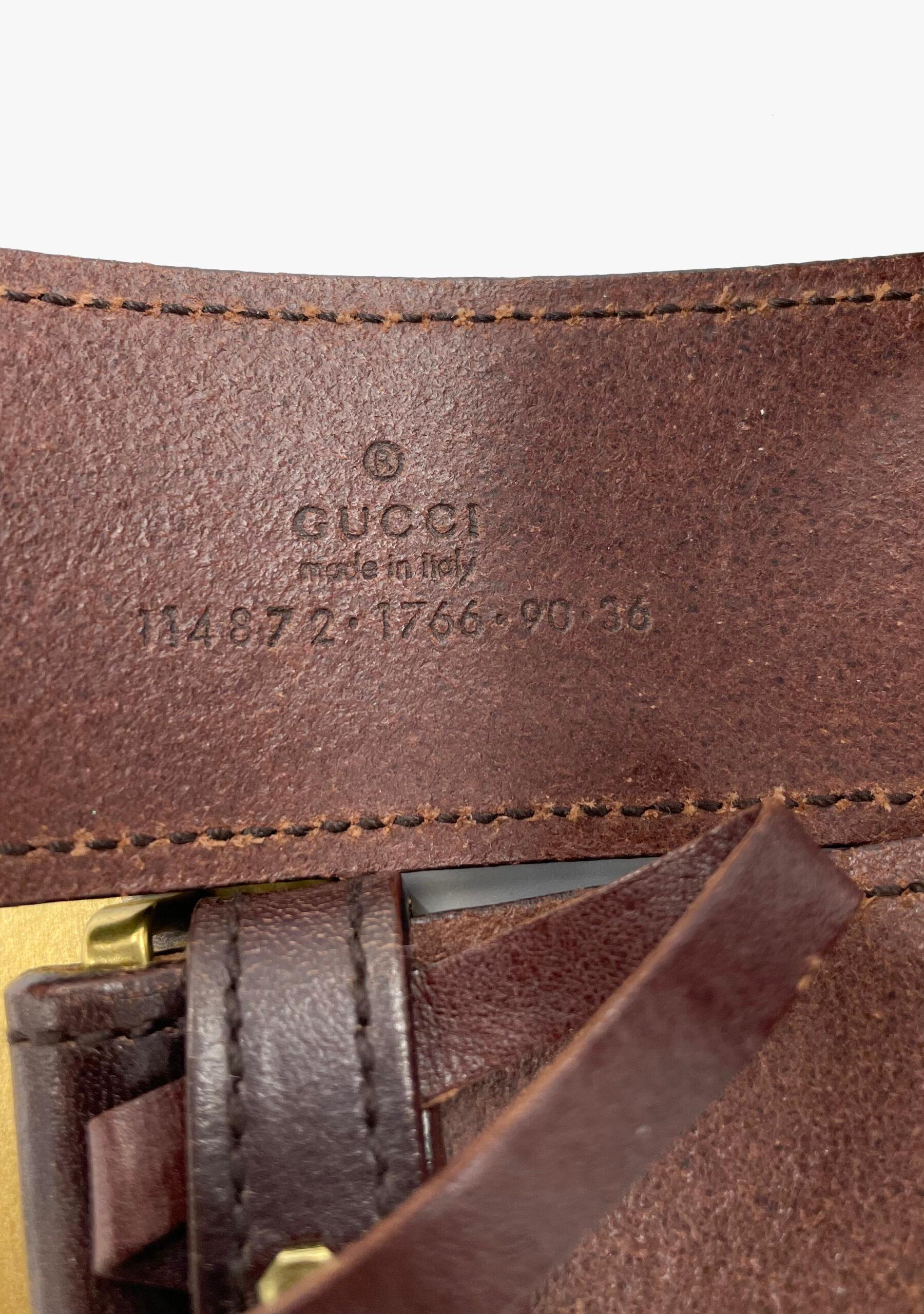 Cintura Gucci GG con fibbia intrecciata in pelle marrone in vendita 5