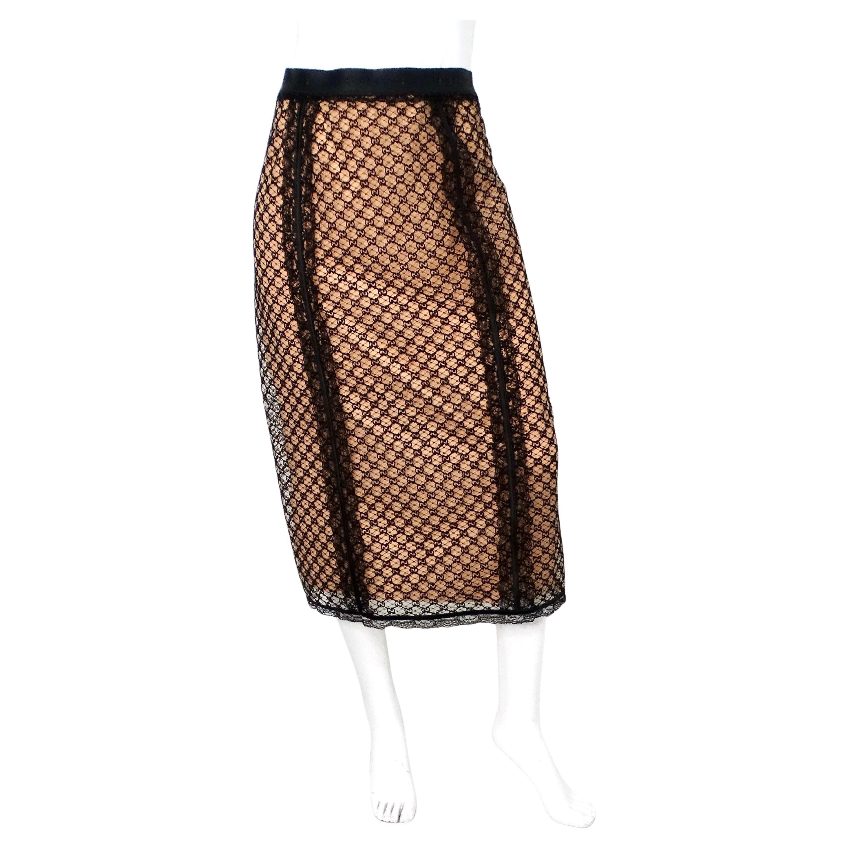 Gucci GG Falda Midi Bordada De Encaje Con Slip De Seda Adosable en venta