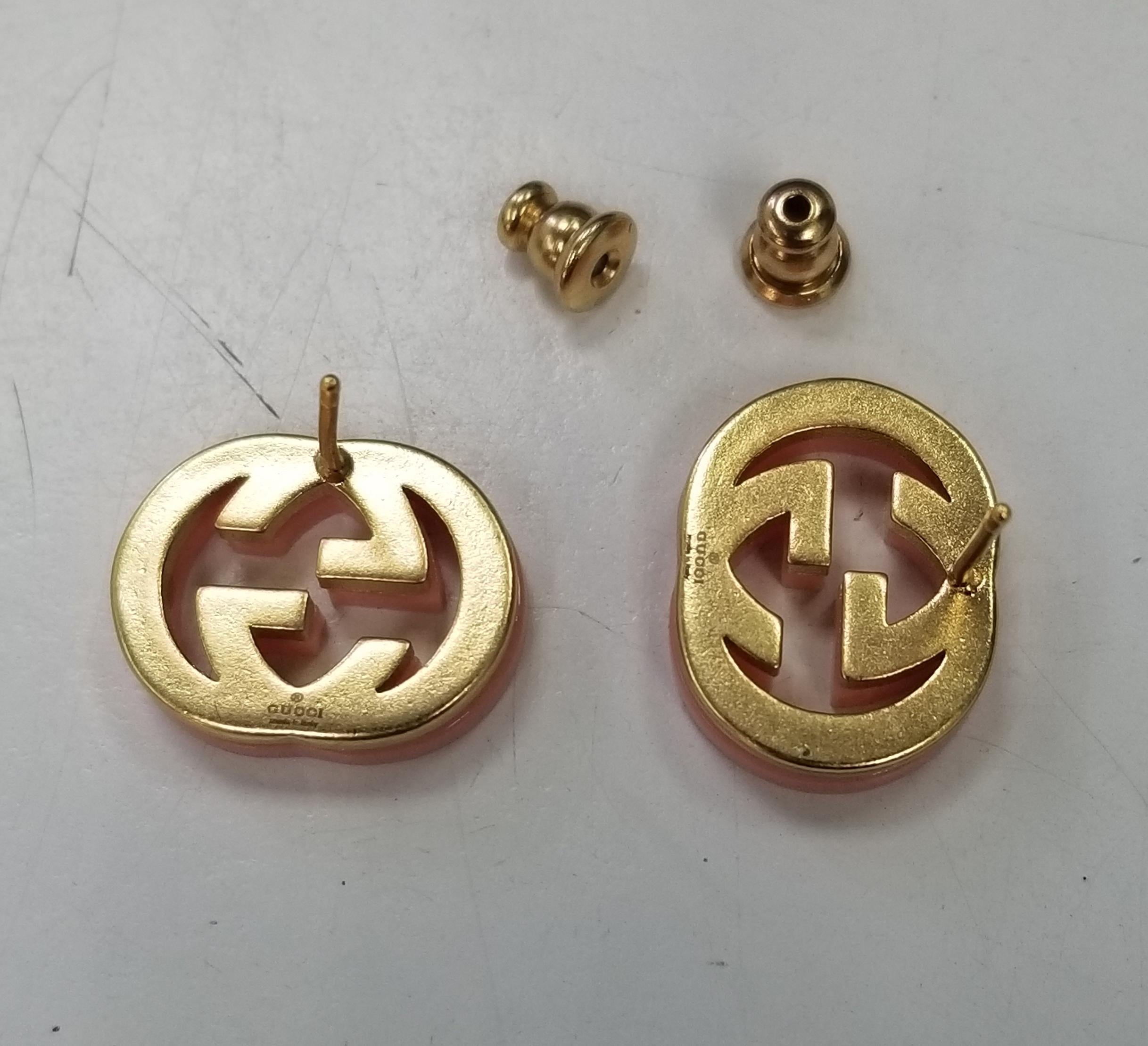 pink gucci logo