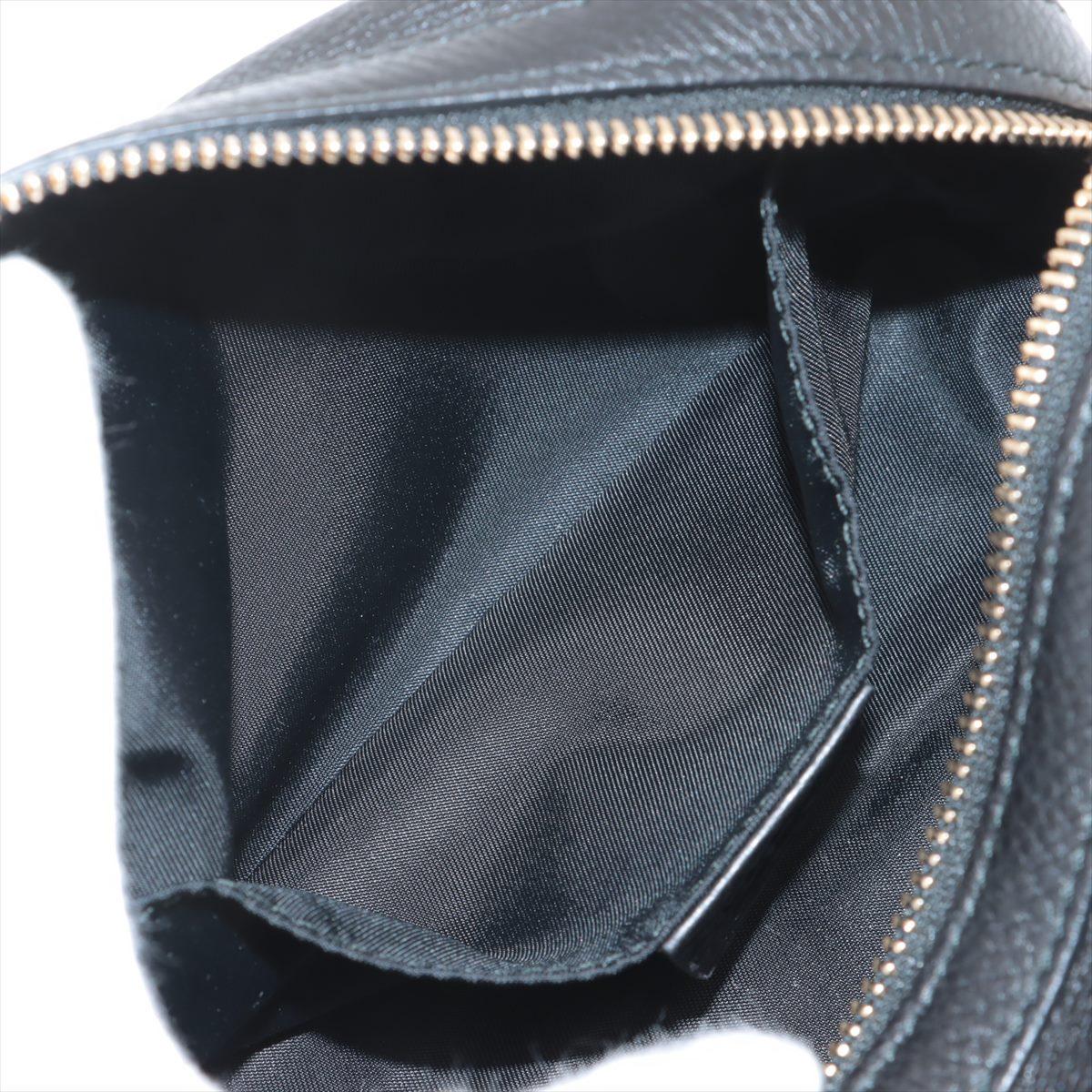 Women's Gucci GG Logo Soho Leather Pouch Black
