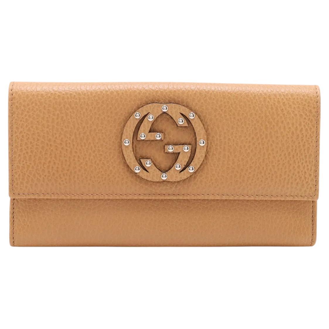 Portafoglio lungo in pelle Gucci GG Logo Sukey Marrone chiaro