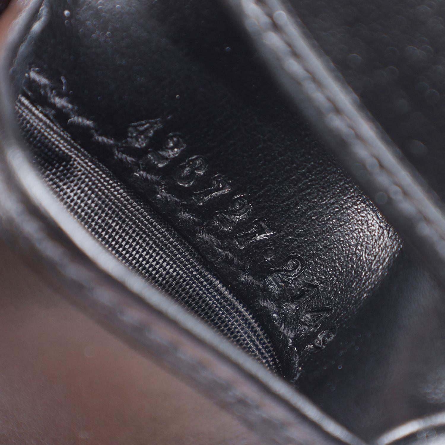 Gucci GG Marmont Black Leather Bi Fold Wallet (Portefeuille à deux volets en cuir noir) en vente 5