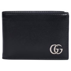 Gucci GG Marmont Bi Fold Brieftasche aus schwarzem Leder