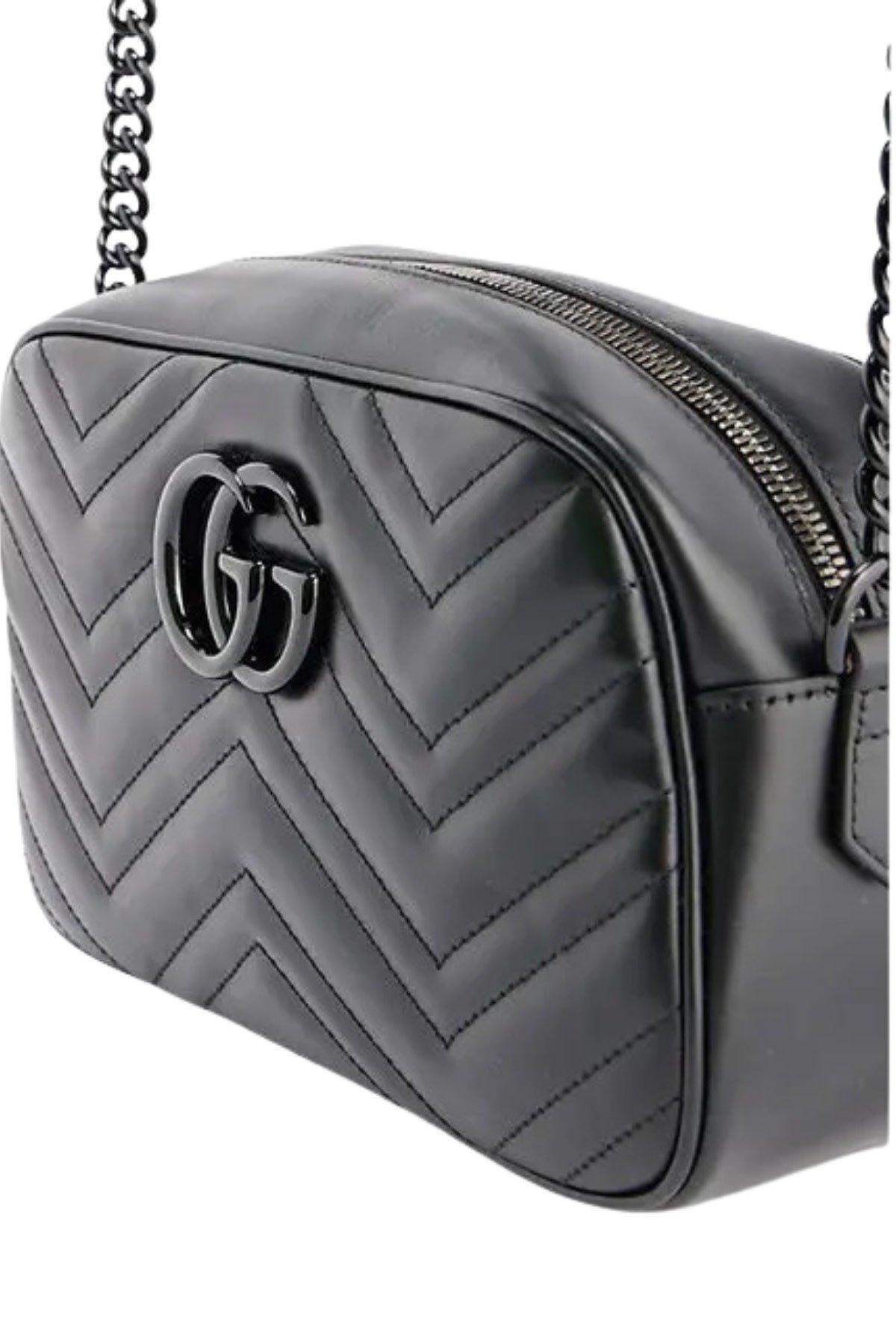 Gucci GG Marmont Black Monochrome Camera Bag Small In Excellent Condition For Sale In Montreal, Quebec