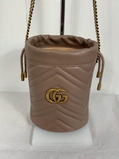 Gucci GG Marmont Bucket bag