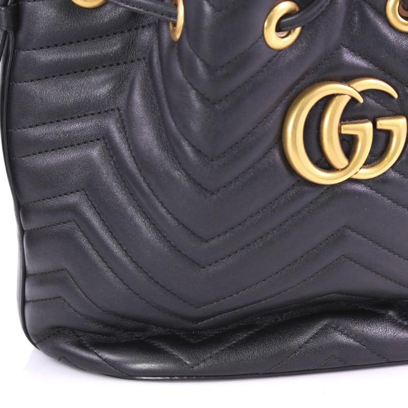 Gucci GG Marmont Bucket Bag Matelasse Leather Small 2