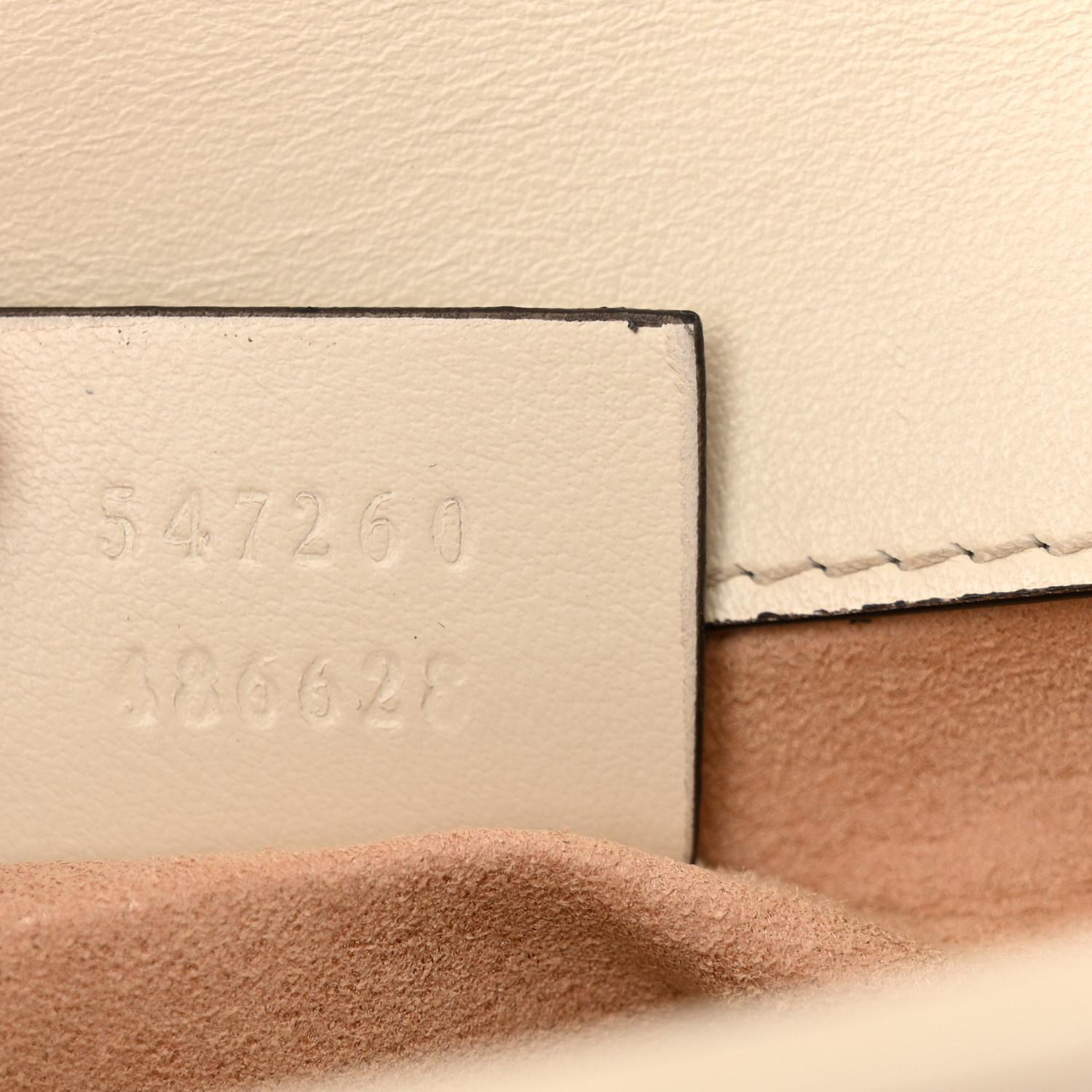 Gucci GG Marmont Calfskin Matelasse Shoulder Bag White Mini For Sale 4