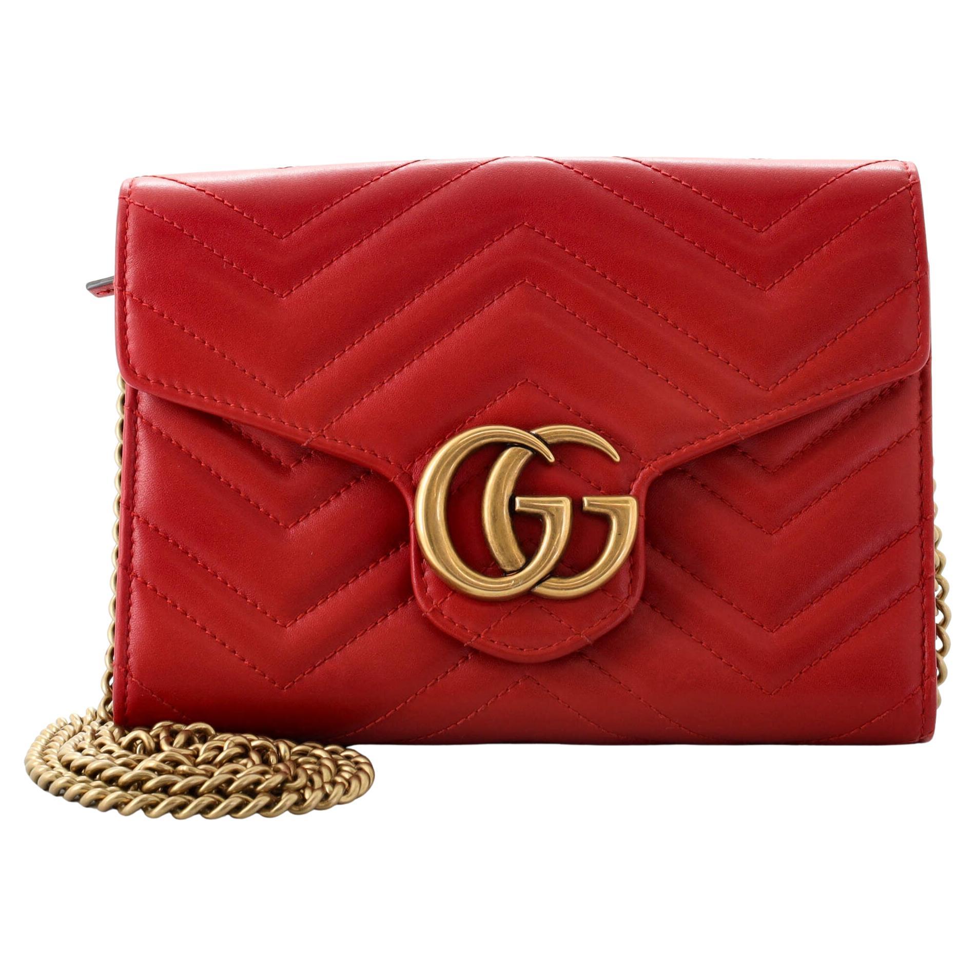 Gucci - Authenticated GG Marmont Chain Handbag - Leather Red Plain for Women, Never Worn
