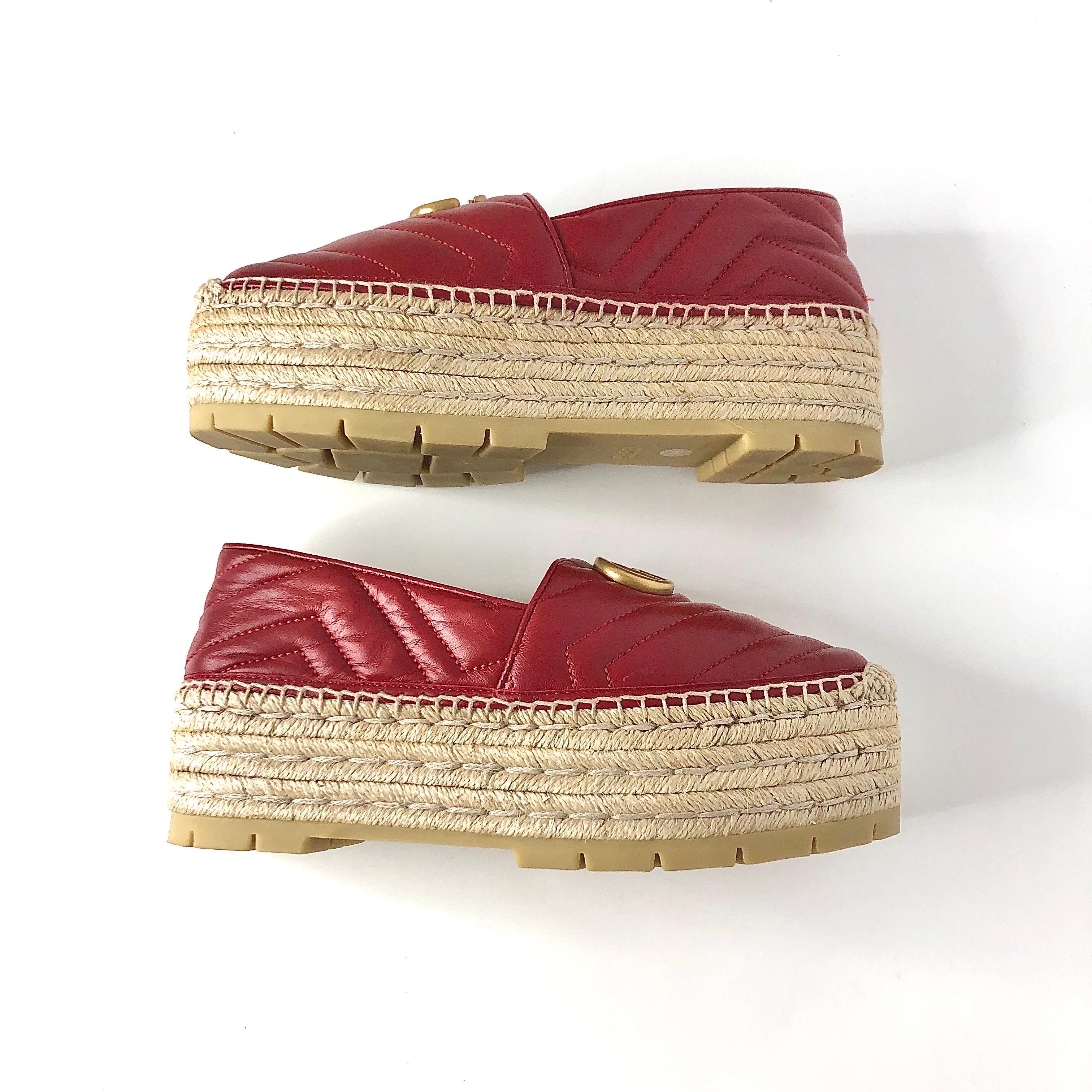 Gucci GG Marmont Charlotte Trapuntato Matelassé Piattaforma Espadrille 38 In condizioni ottime in vendita a Mechanicsville, VA