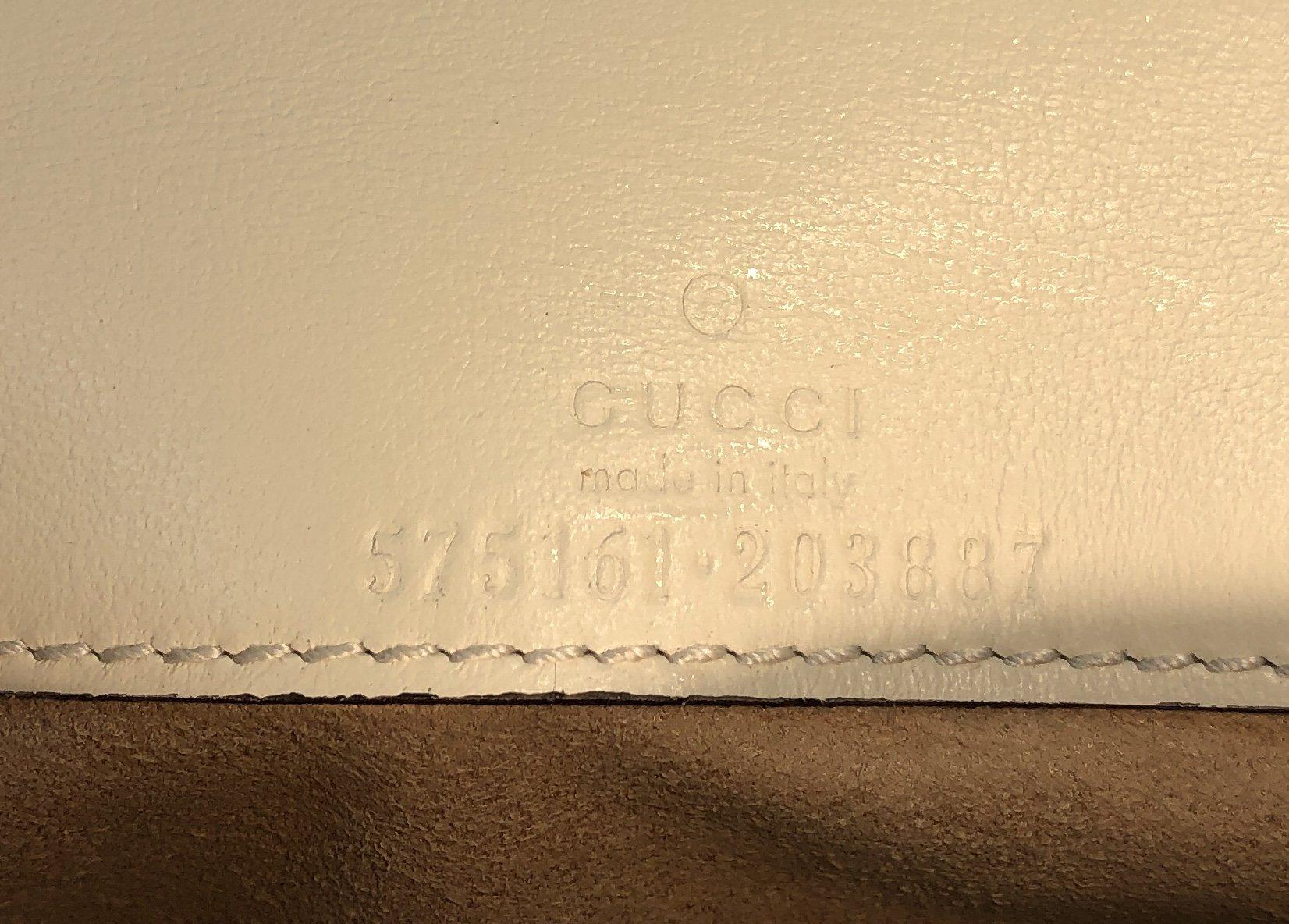 Gucci GG Marmont Coin Purse on Chain Matelasse Leather In Good Condition In NY, NY
