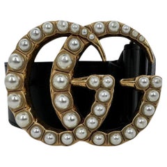 Gucci GG Marmont Faux Pearl 85 CM Buckle Belt in Black Leather