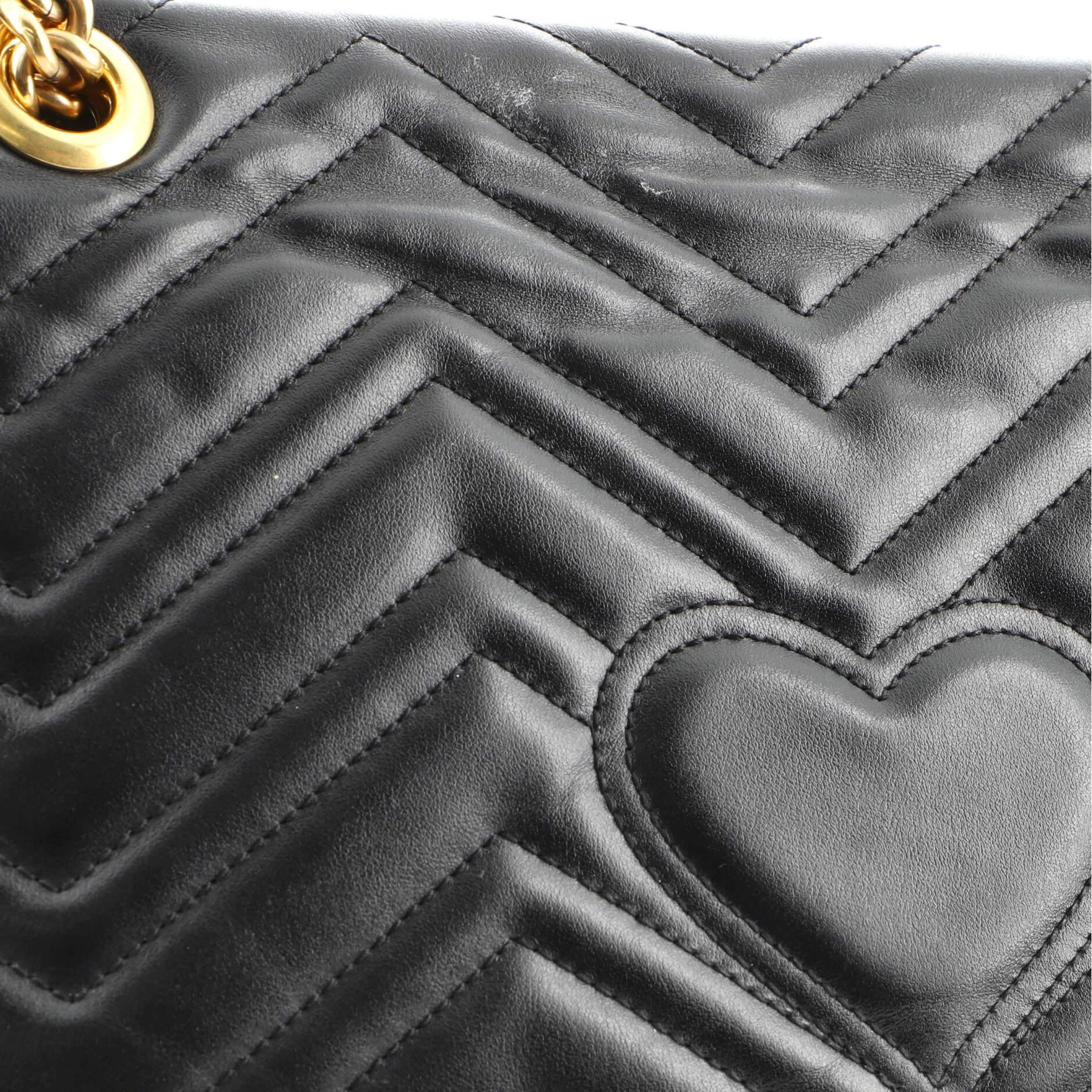 Gucci GG Marmont Flap Bag Matelasse Leather Medium 3