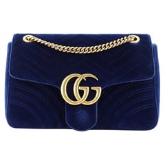 Gucci GG Marmont Flap Tasche Matelasse Samt Medium