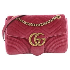 Gucci GG Marmont Flap Bag Matelasse Velvet Medium Used Gucci GG Marmont Flap Bag Matelasse Velvet Medium