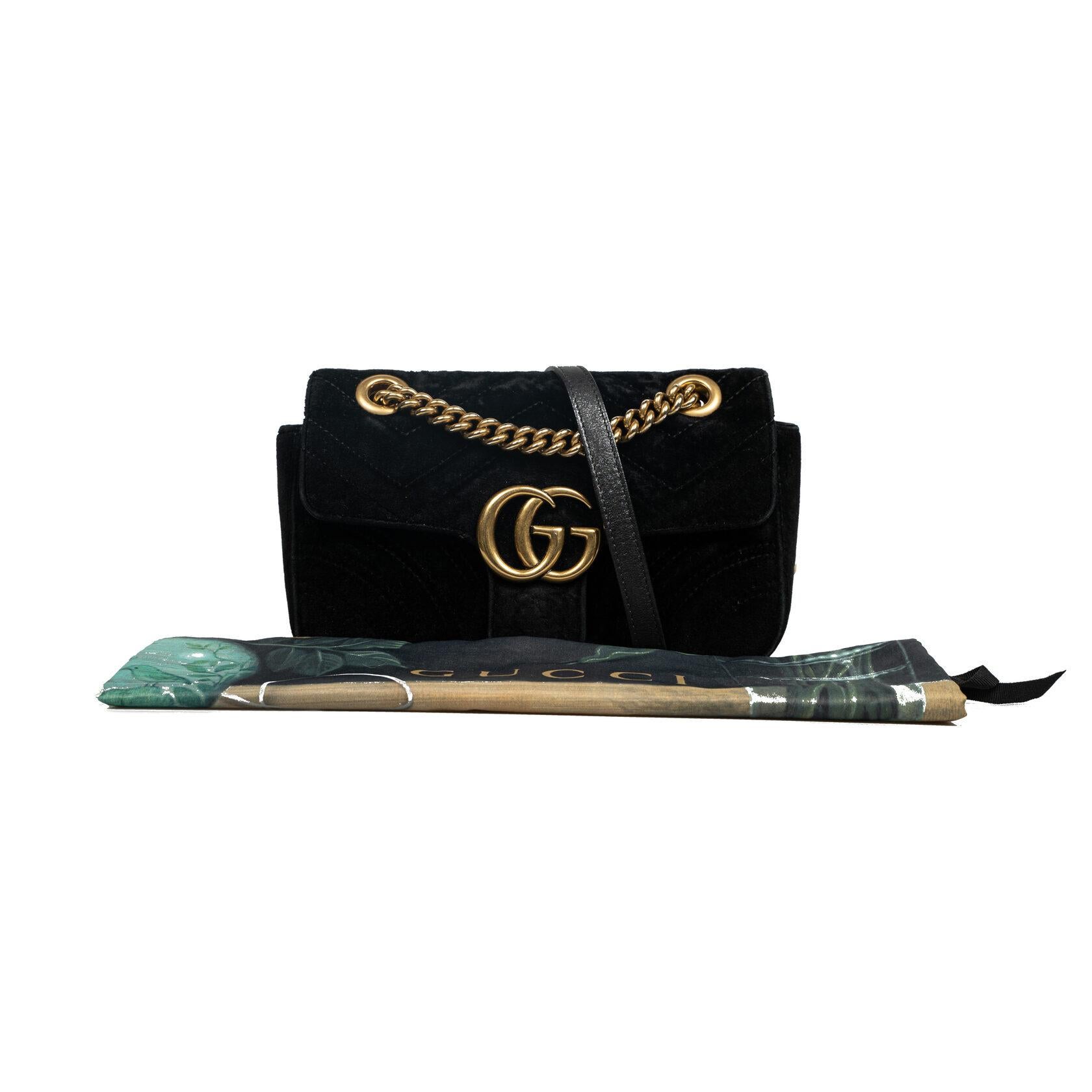 Gucci GG Marmont Flap Bag Matelasse Velvet Mini In Good Condition For Sale In Dover, DE