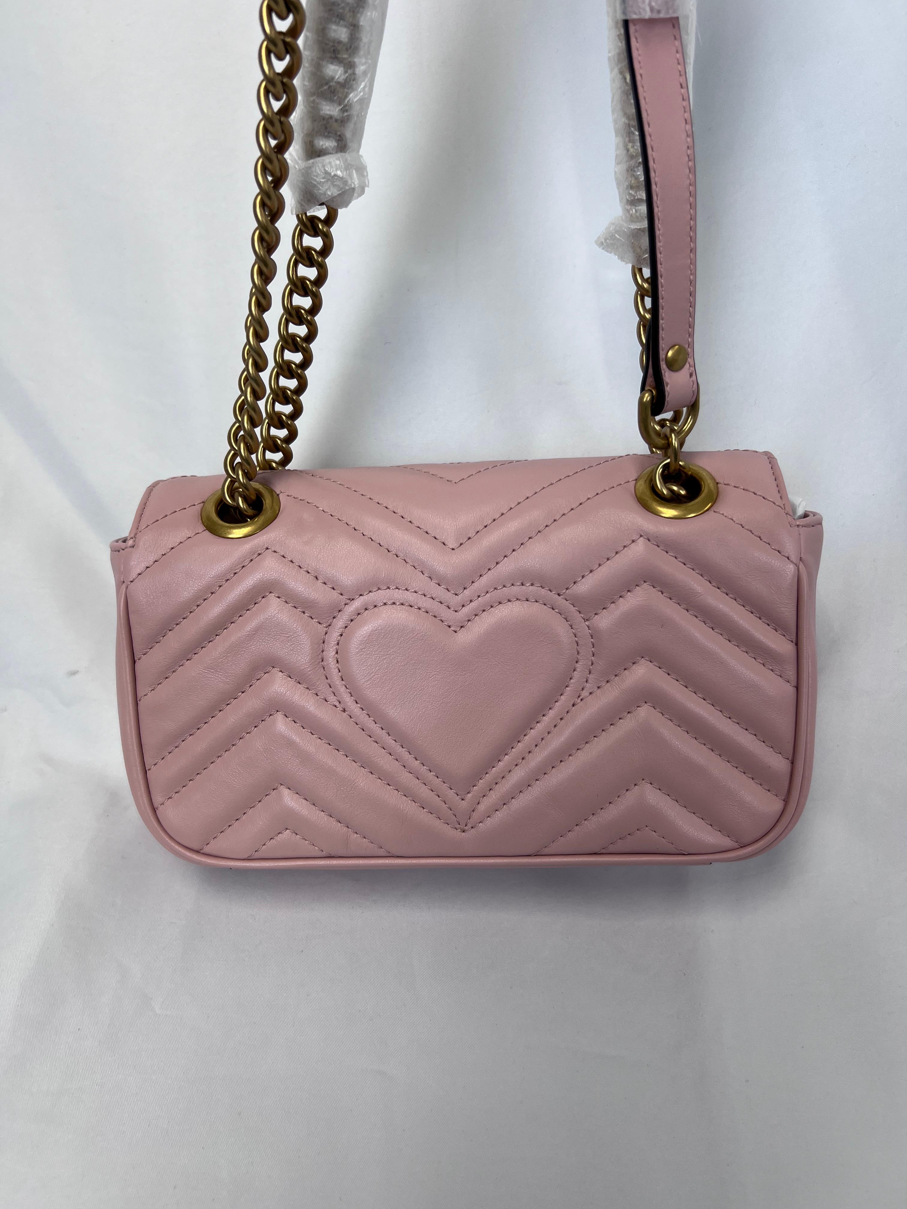 Gray Gucci GG Marmont Flap Leather Crossbody Bag For Sale