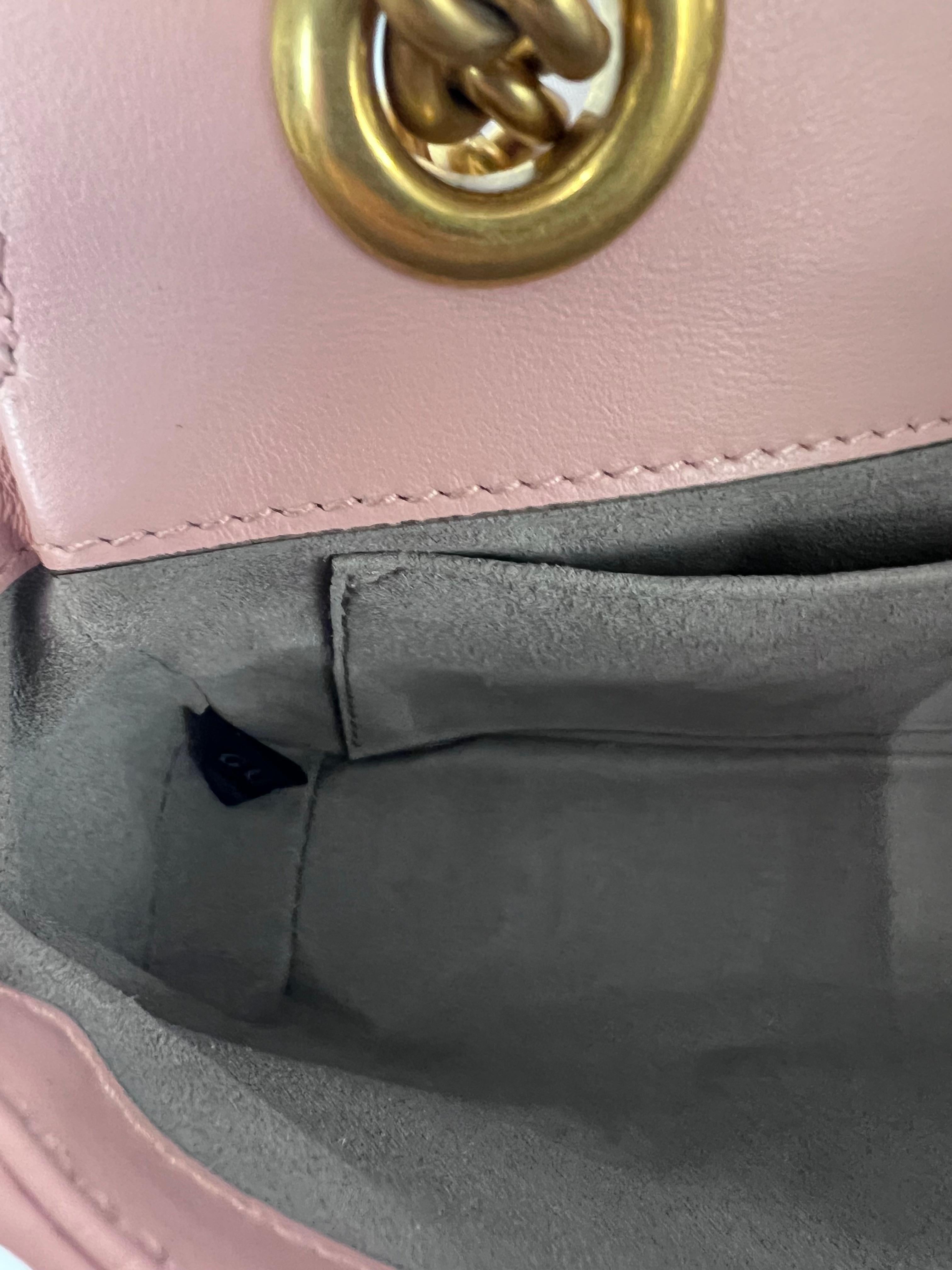 Gucci GG Marmont Flap Leather Crossbody Bag For Sale 2