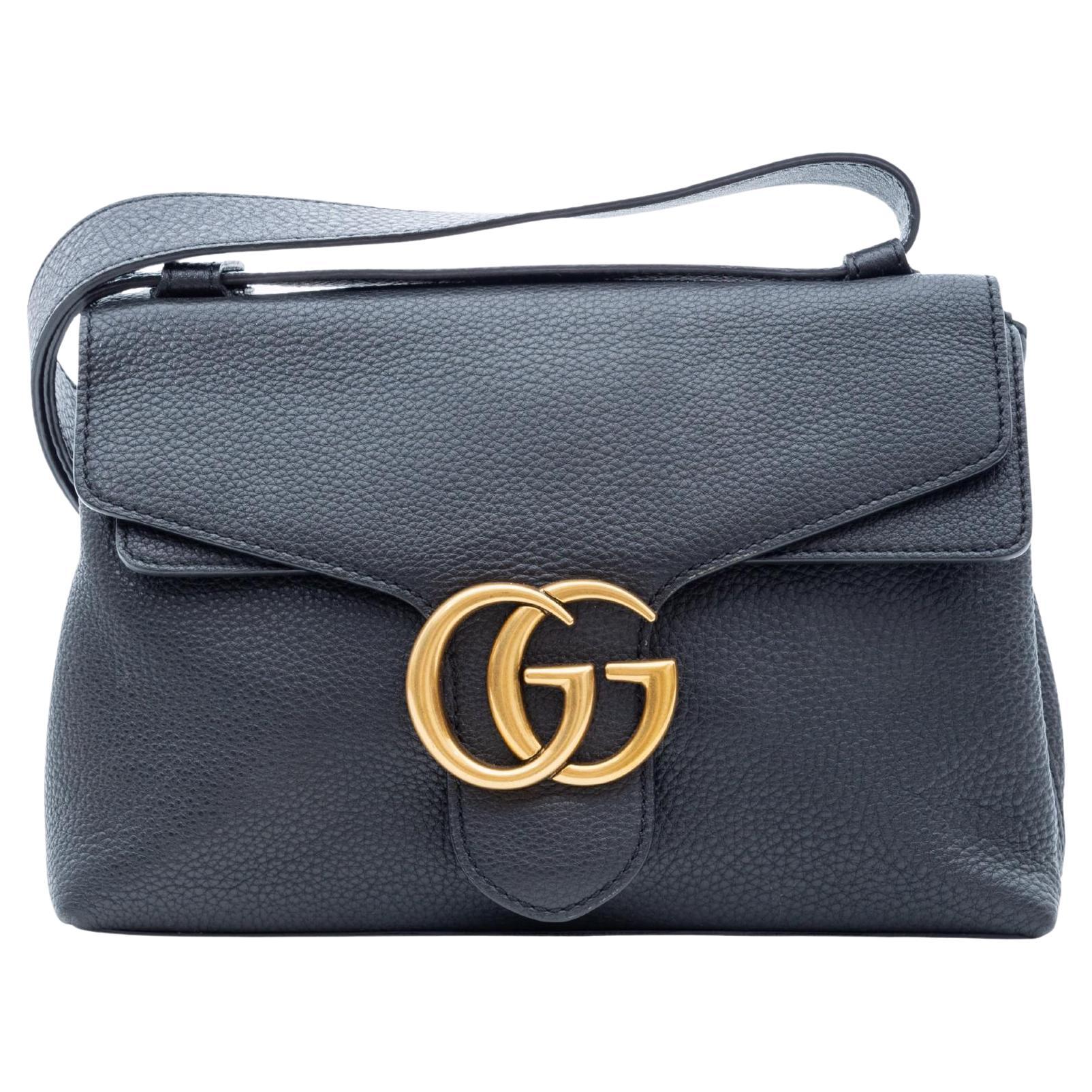 Gucci Logo Grained Calfskin Leather Messenger Bag Black