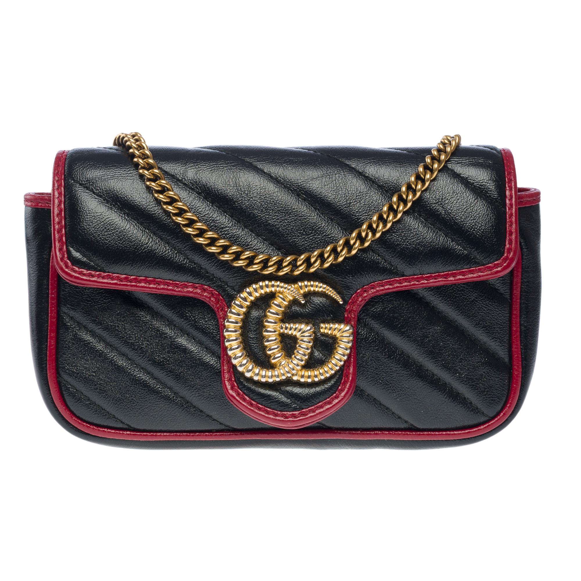 Gucci GG Marmont in black and red quilted calf leather , GHW In Good Condition In Paris, IDF