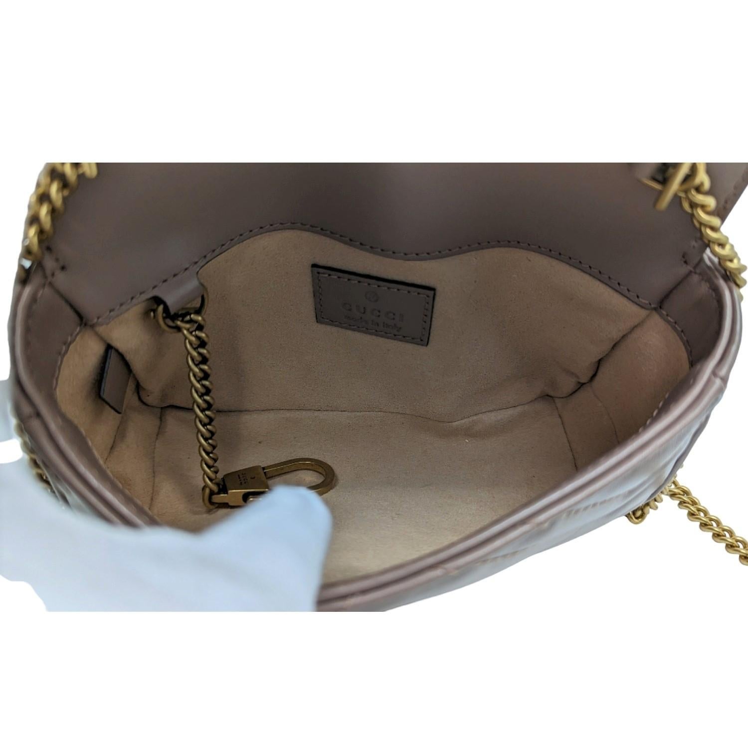 Gucci GG - Super mini sac à bandoulière en cuir Marmont en vente 3