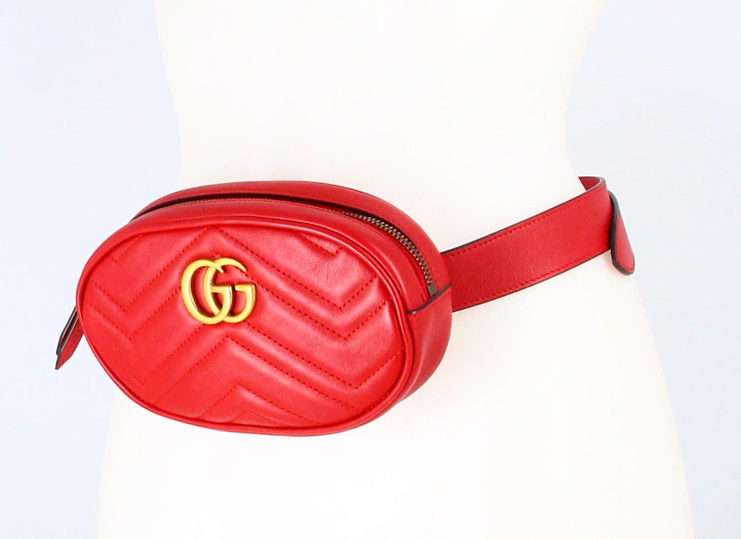 Gucci GG Marmont Matelasse Belt Bag In Good Condition In PARIS, FR
