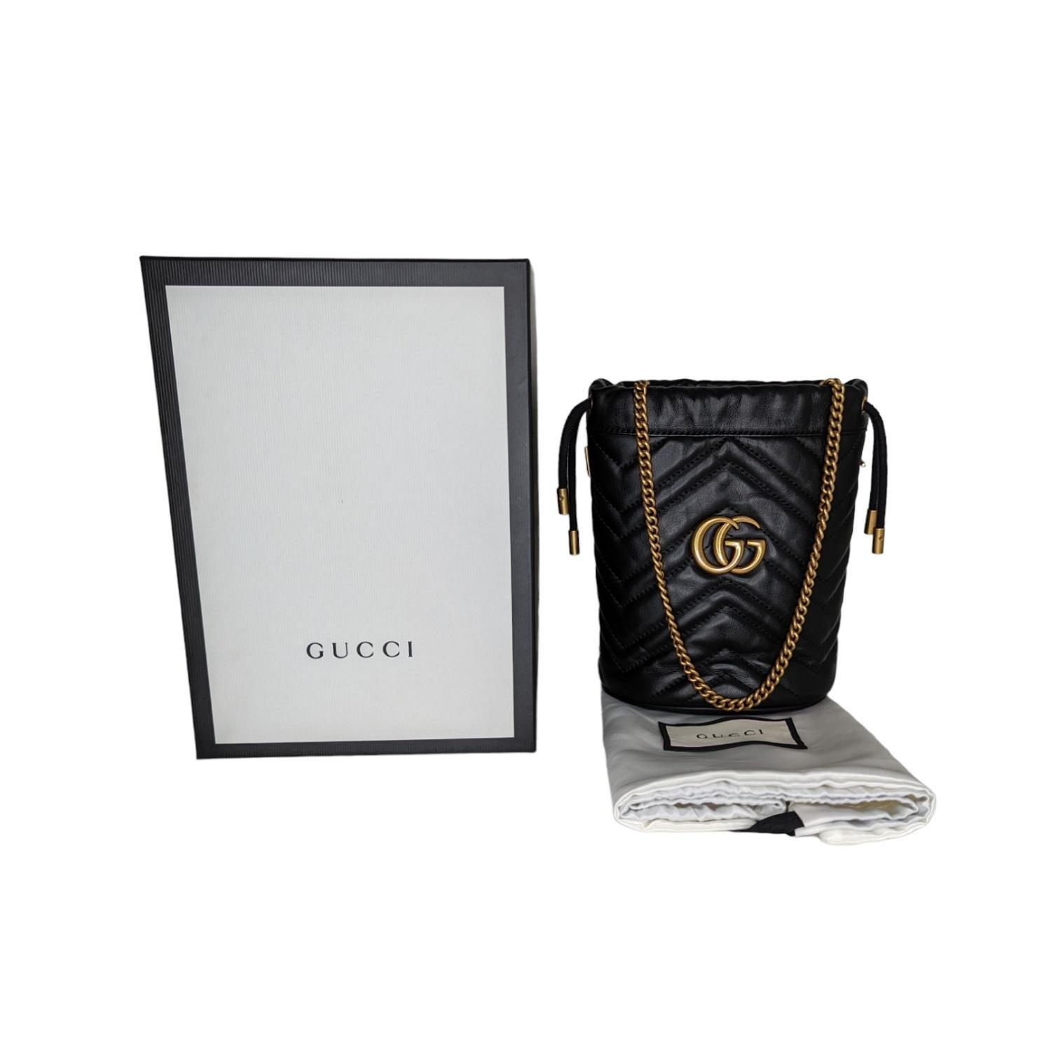 Gucci GG Marmont Mini Bucket Crossbody Bag 3