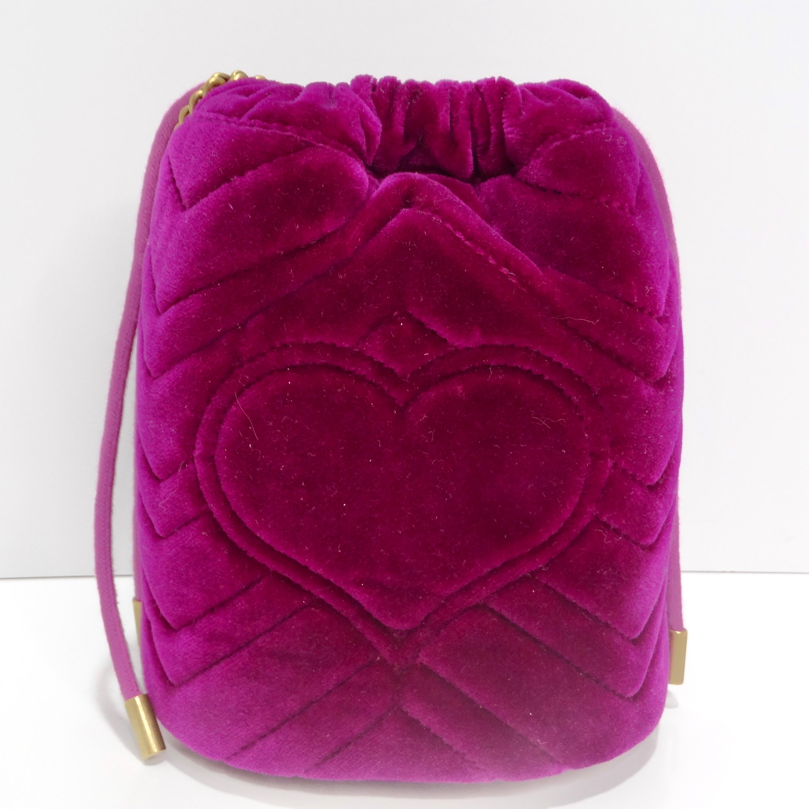 Women's or Men's Gucci GG Marmont Mini Velvet Bucket Bag For Sale
