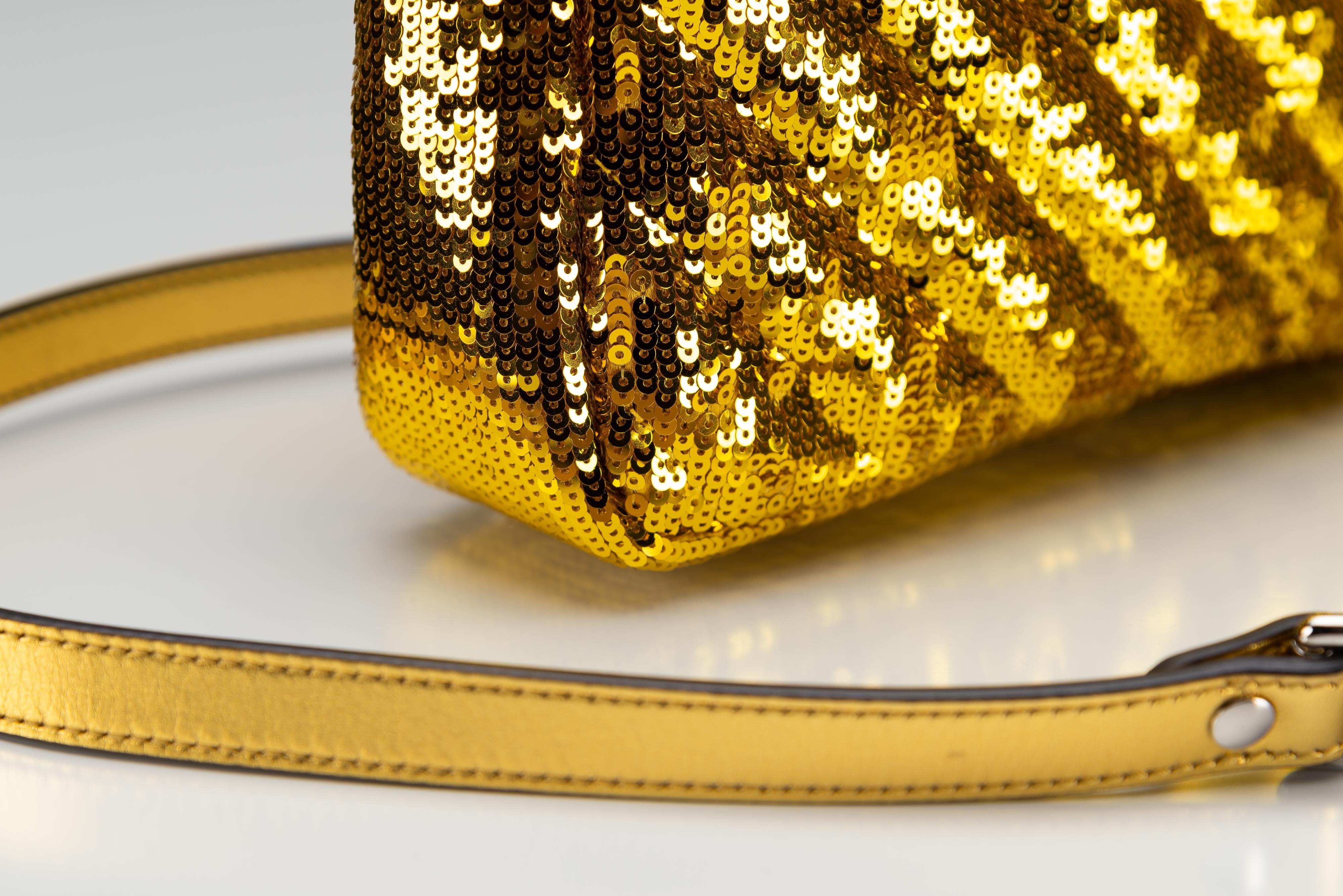 Gucci GG Marmont Rare Gold Diagonal Sequins 14