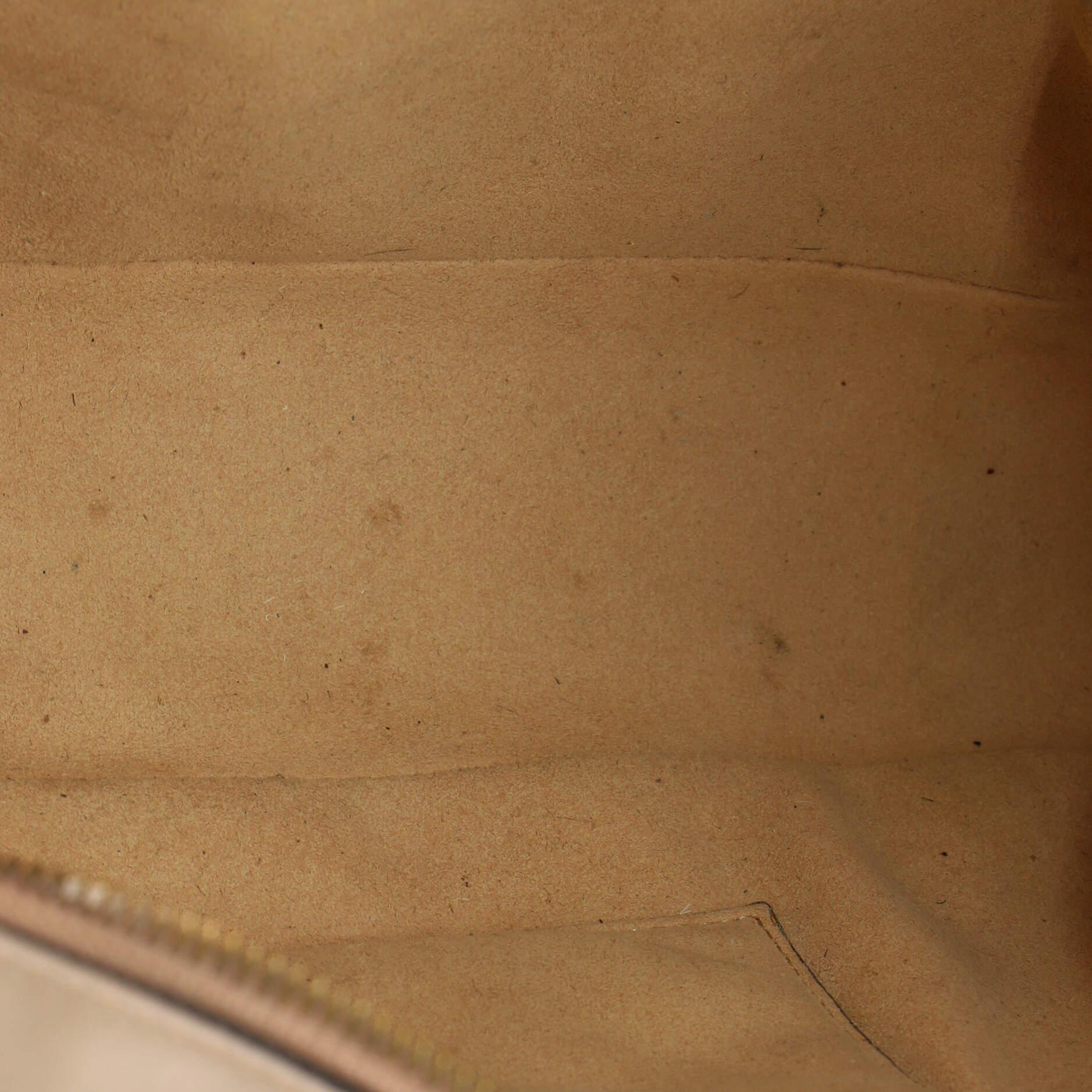 Gucci GG Marmont Shoulder Bag Matelasse Leather Medium For Sale 1